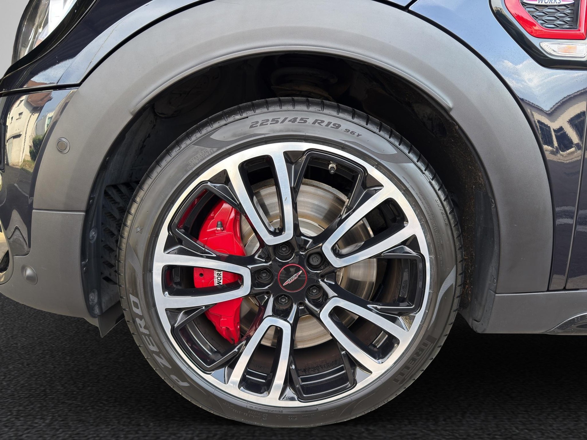 MINI Countryman JCW ALL4-image-9