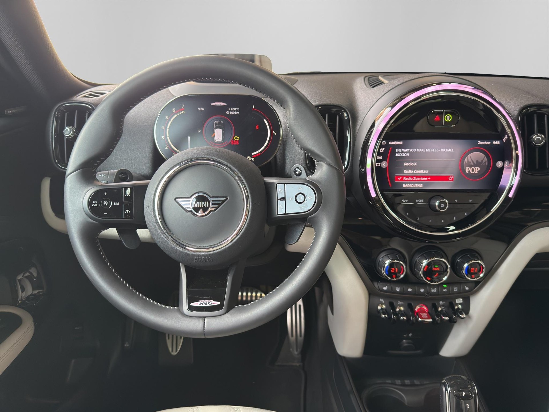 MINI Countryman JCW ALL4-image-14
