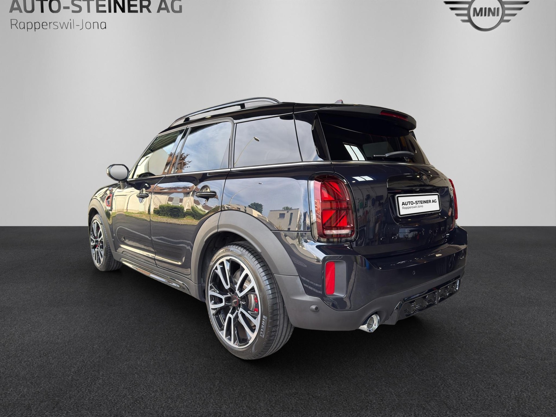 MINI Countryman JCW ALL4-image-2