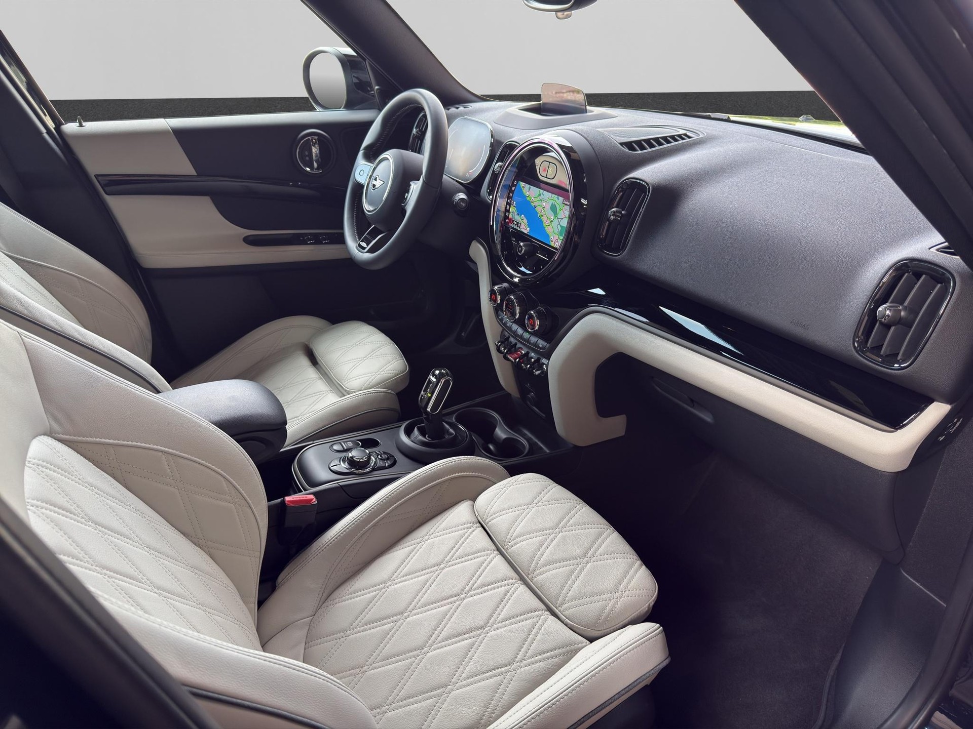 MINI Countryman JCW ALL4-image-17