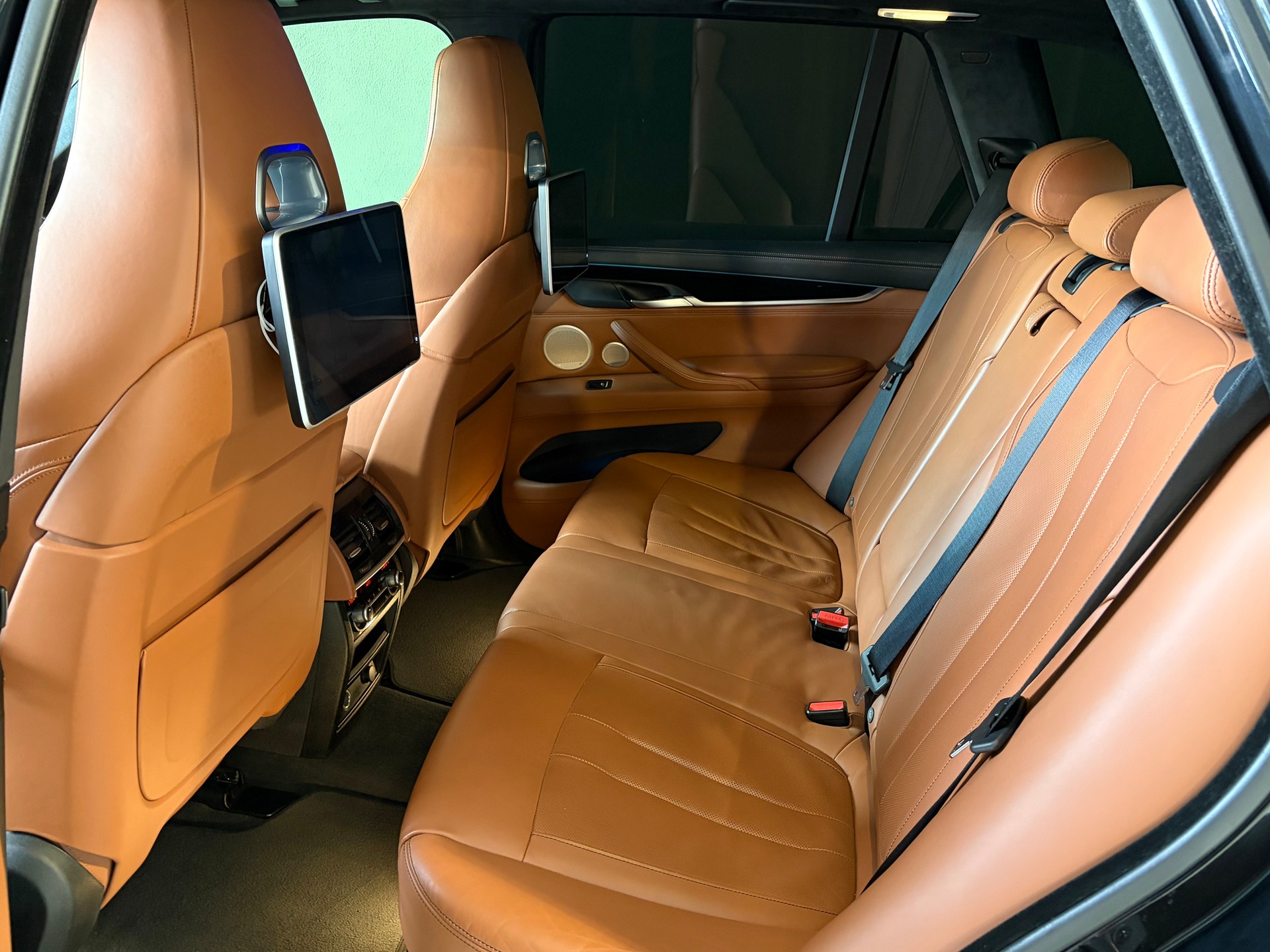 BMW X5M Steptronic *M-Multifunktionssitze*Panoramadach*Standheizung*Night Vision*-image-15