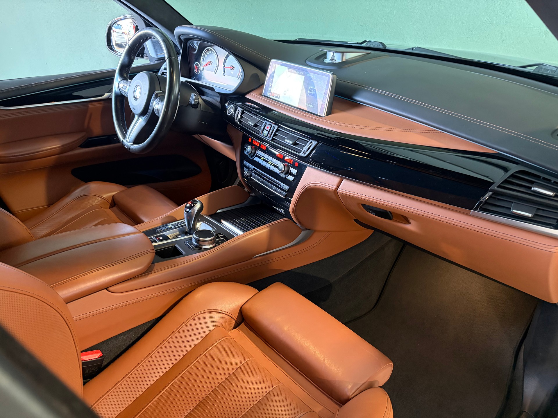 BMW X5M Steptronic *M-Multifunktionssitze*Panoramadach*Standheizung*Night Vision*-image-10