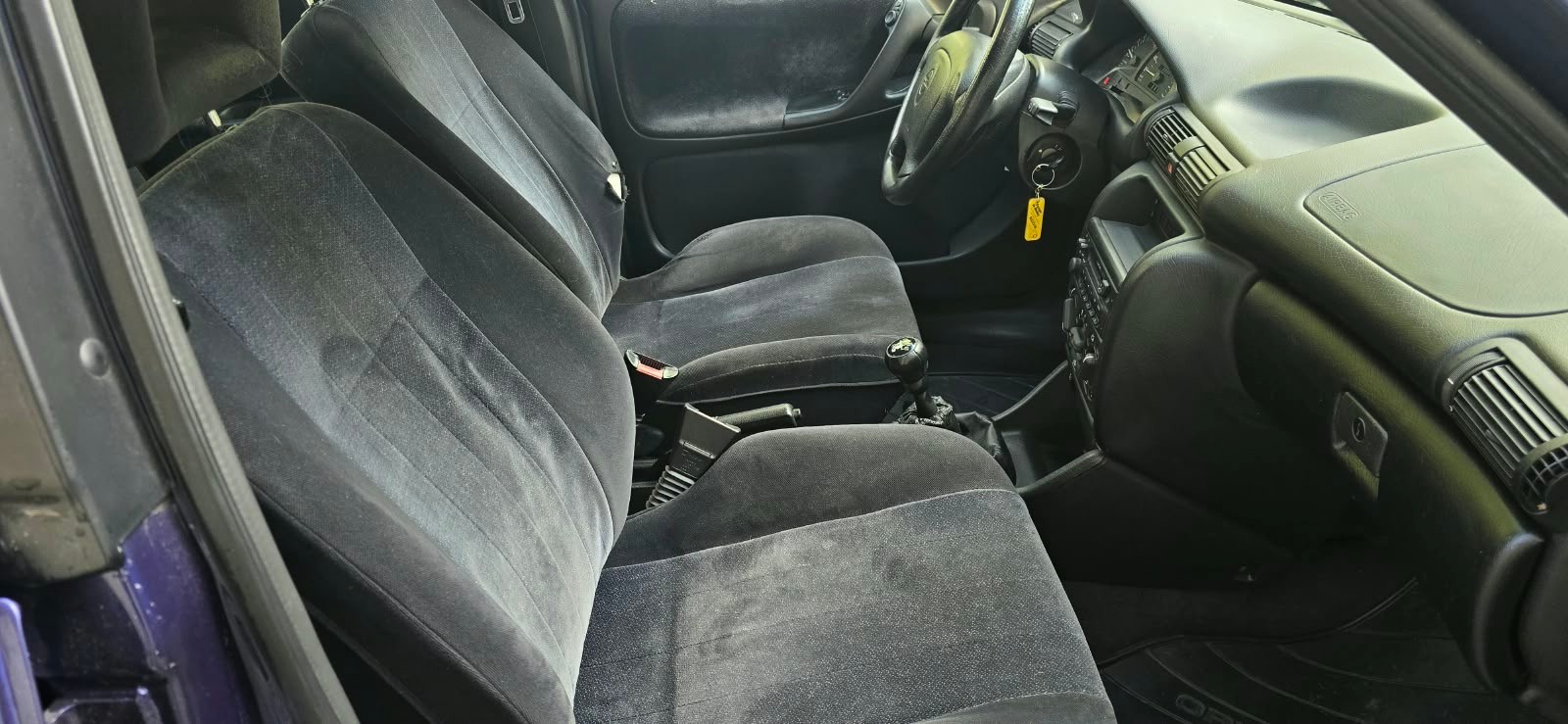 OPEL Astra Caravan 1.4i 16V Comfort SafeTec-image-5