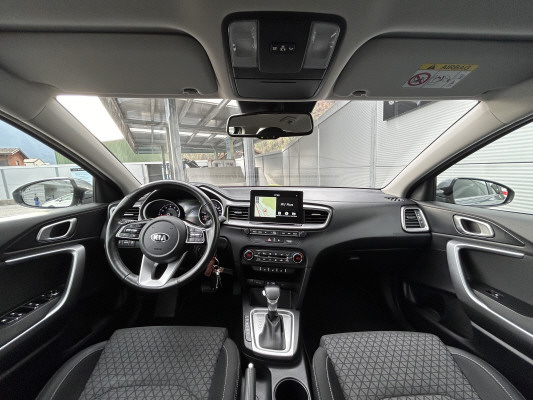 KIA Ceed SW 1.4 T-GDi Trend-image-6