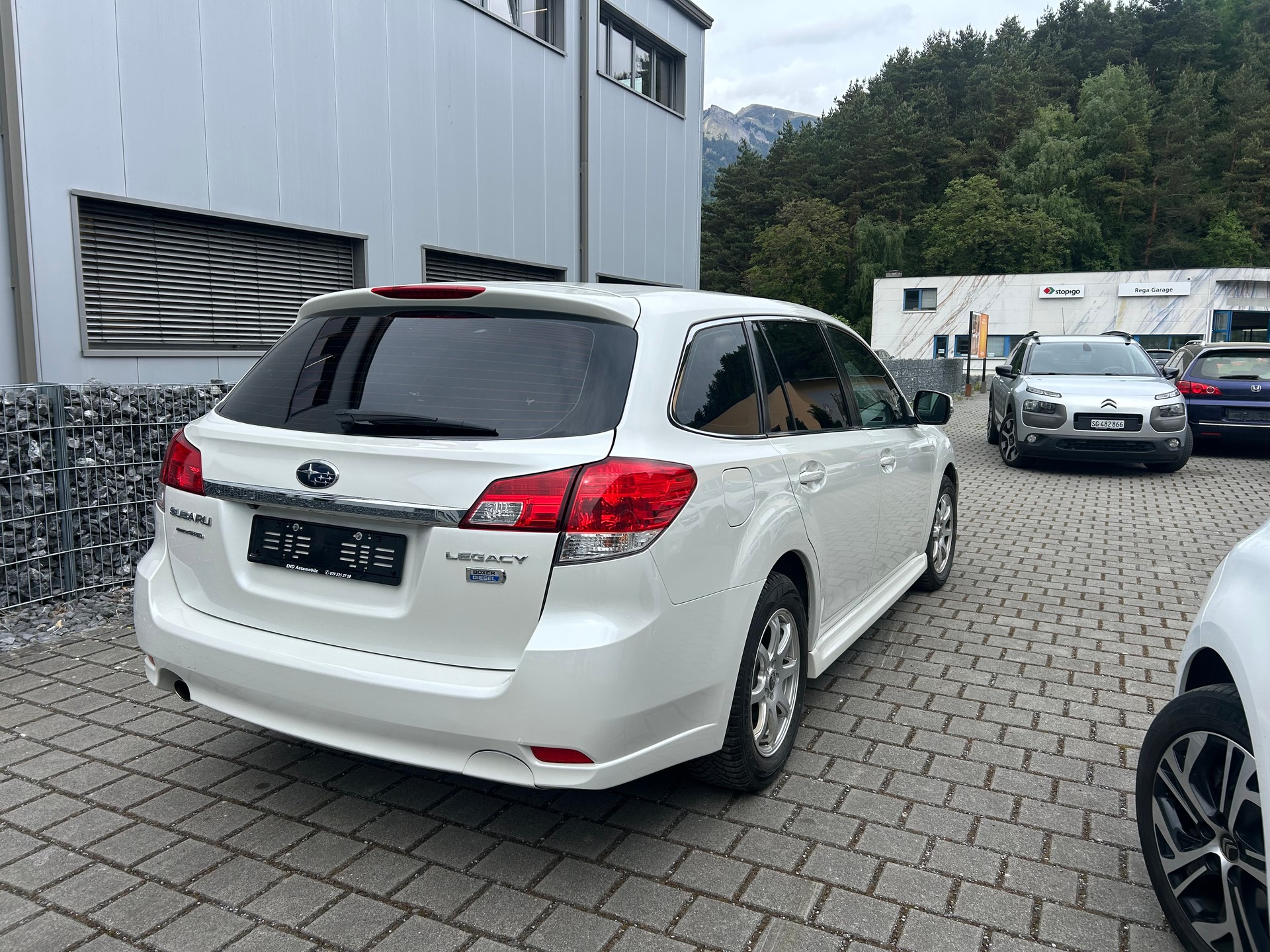 SUBARU Legacy 2.0D Advantage AWD-image-4
