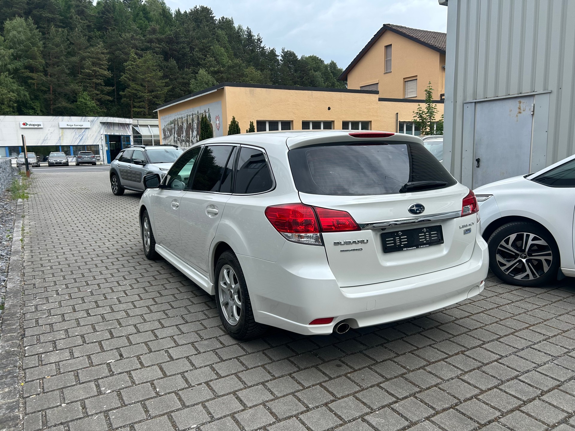 SUBARU Legacy 2.0D Advantage AWD-image-5