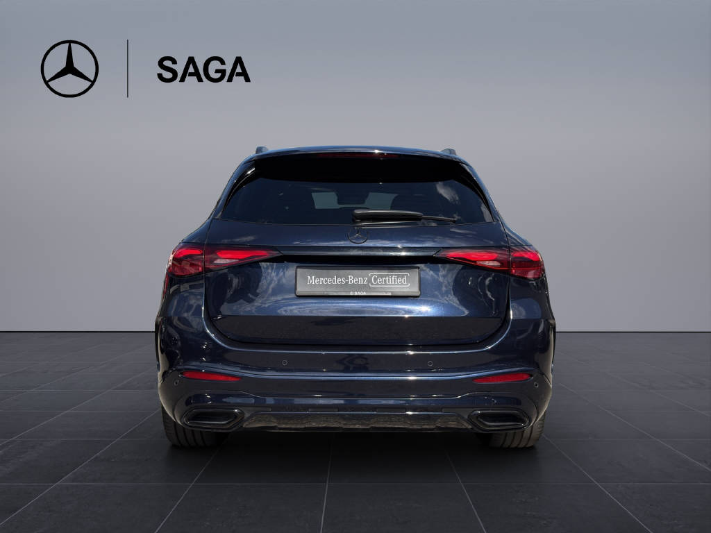 MERCEDES-BENZ GLC 400 e AMG Line 4matic-image-4