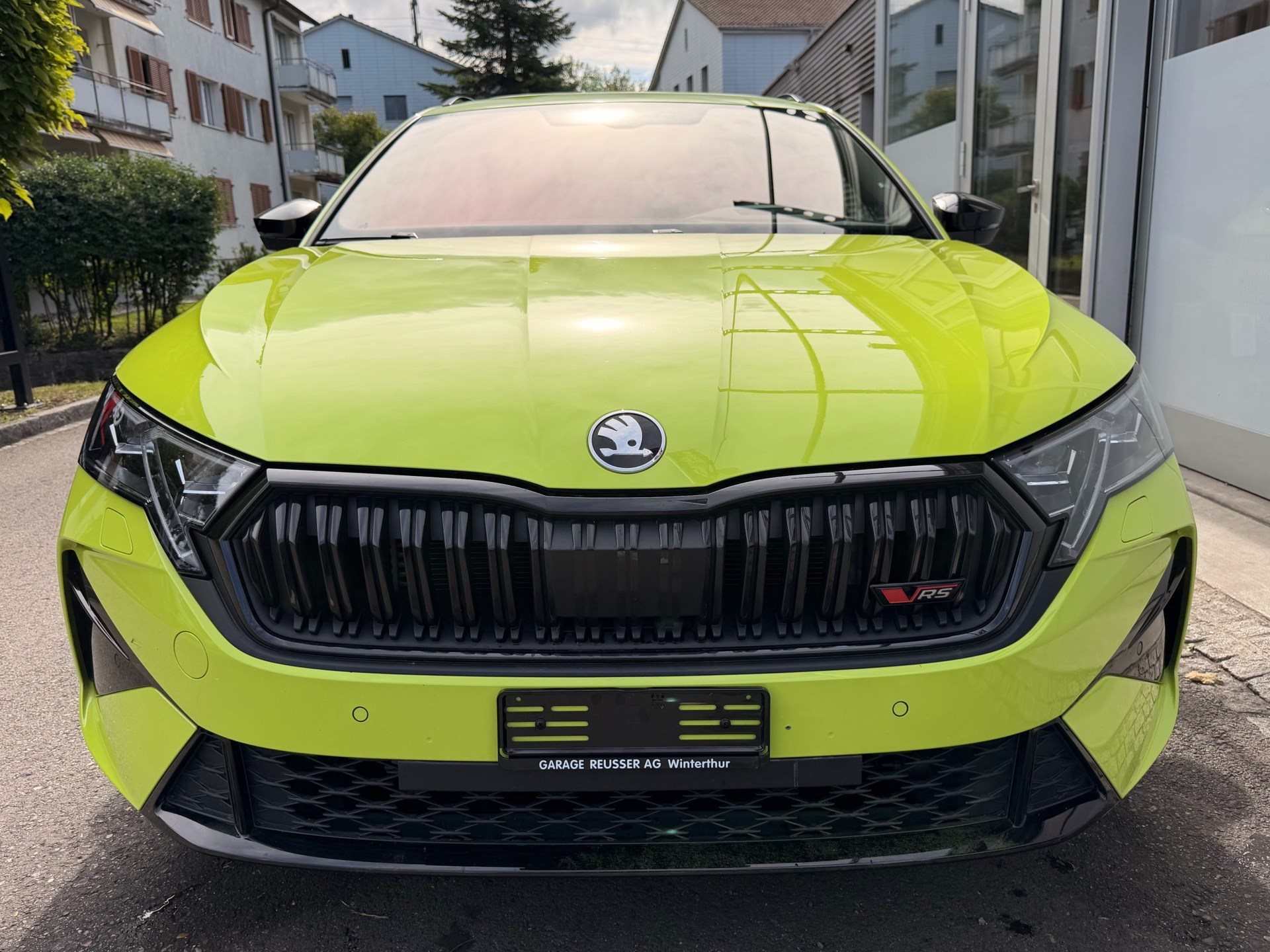 SKODA Octavia Combi 2.0 TSI RS 265 PS *** NEUSTES MODELL MIT PANORAMADACH ***-showroom-element-1