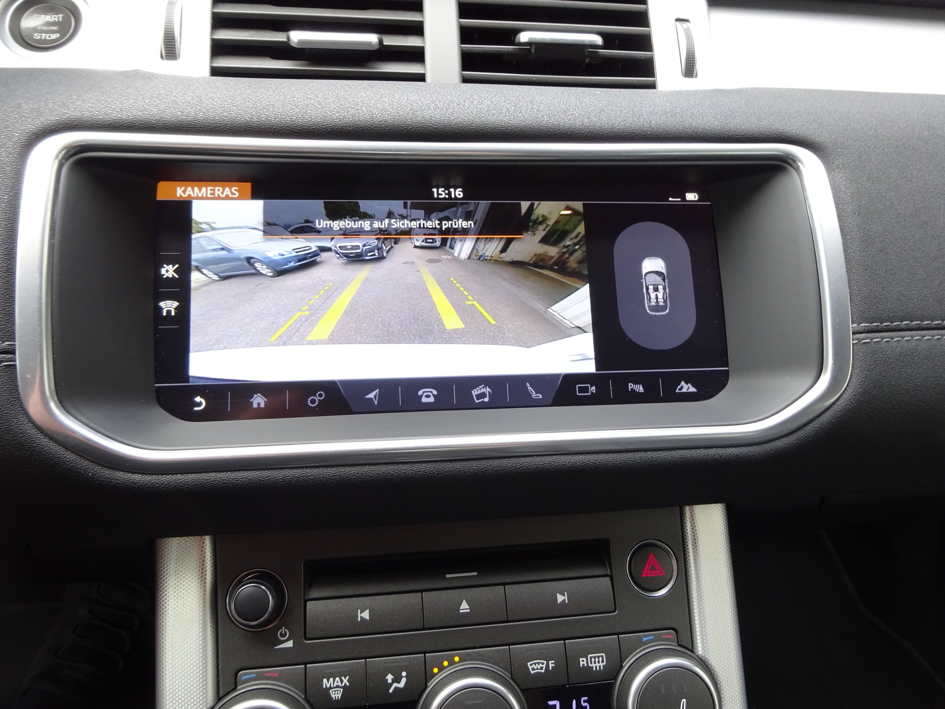 LAND ROVER Range Rover Evoque Convert. 2.0Si4 HSE Dynamic AT9-image-15