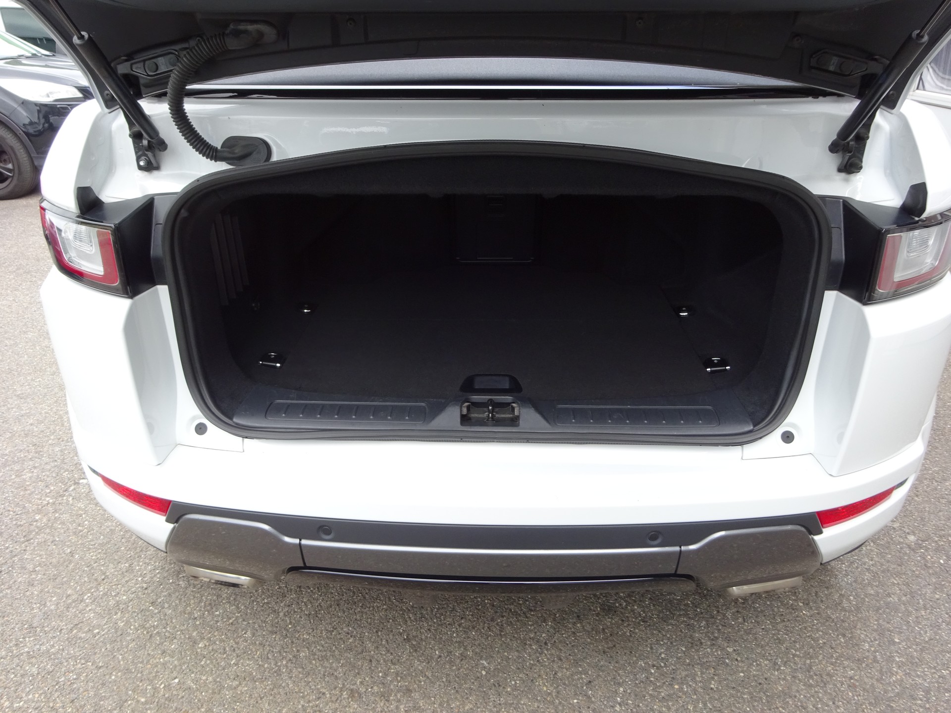 LAND ROVER Range Rover Evoque Convert. 2.0Si4 HSE Dynamic AT9-image-17