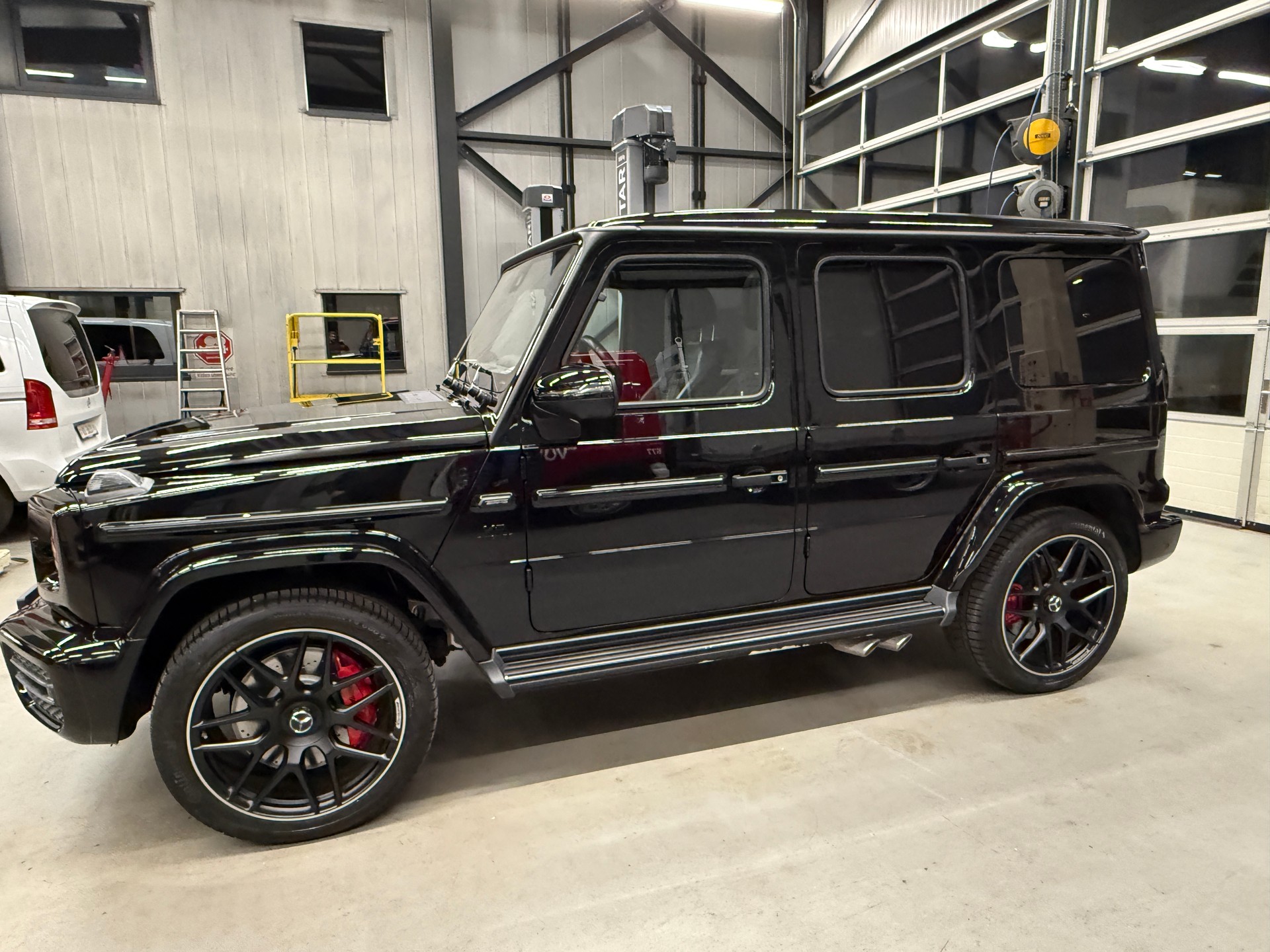 MERCEDES-BENZ G 63 AMG Speedshift Plus G-Tronic-image-12