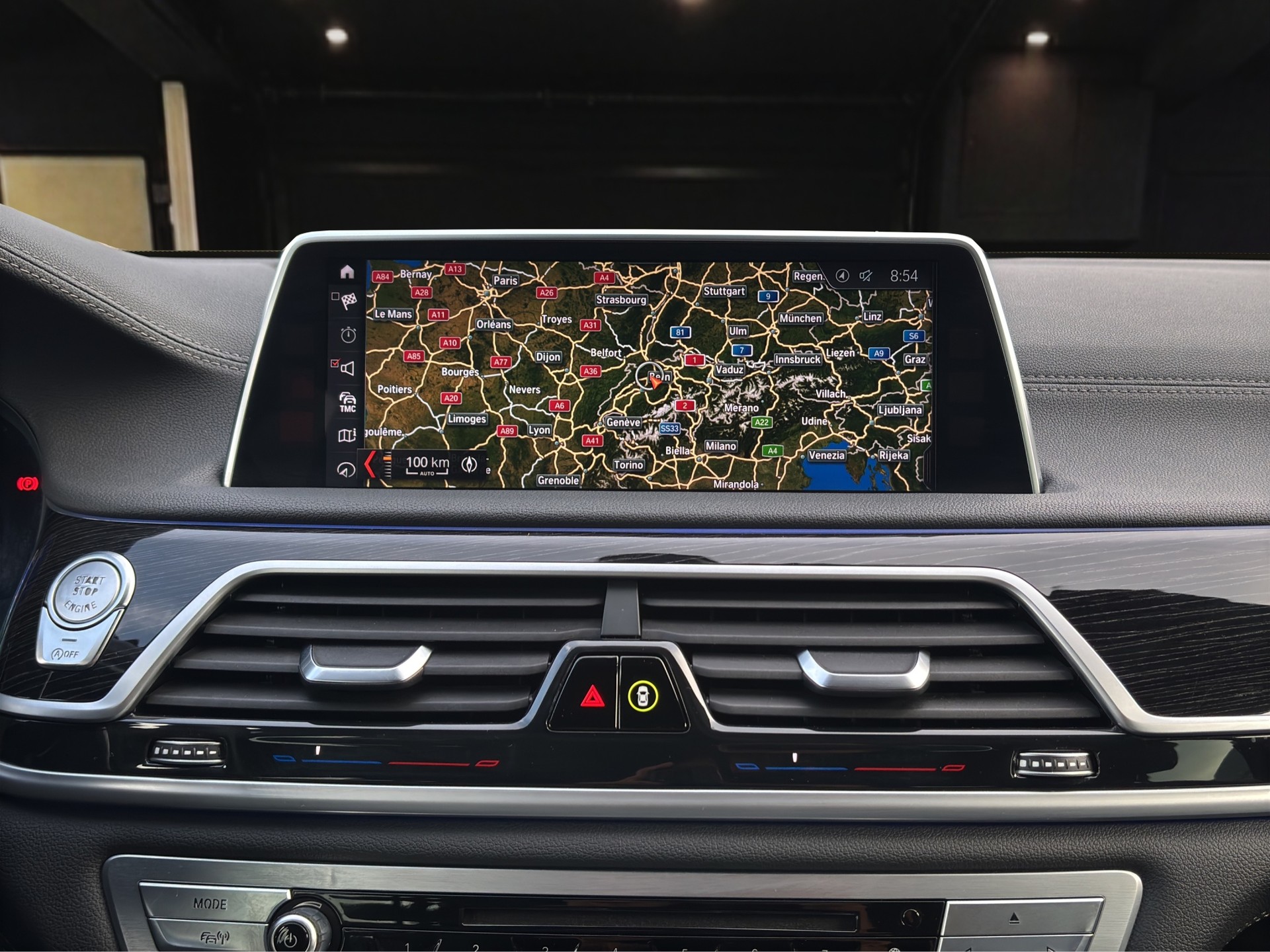 BMW 730d xDrive SAG-image-14