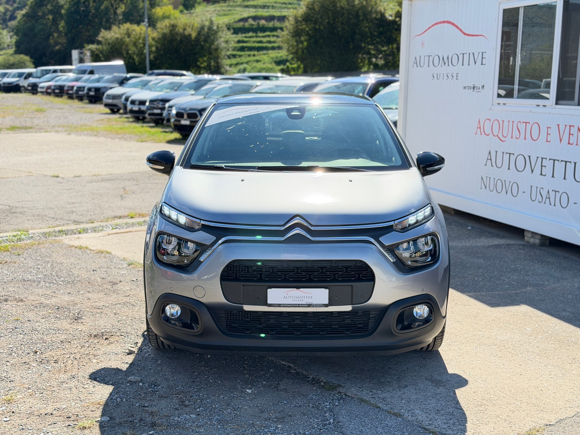 CITROEN C3 1.2i PureTech Shine-image-2
