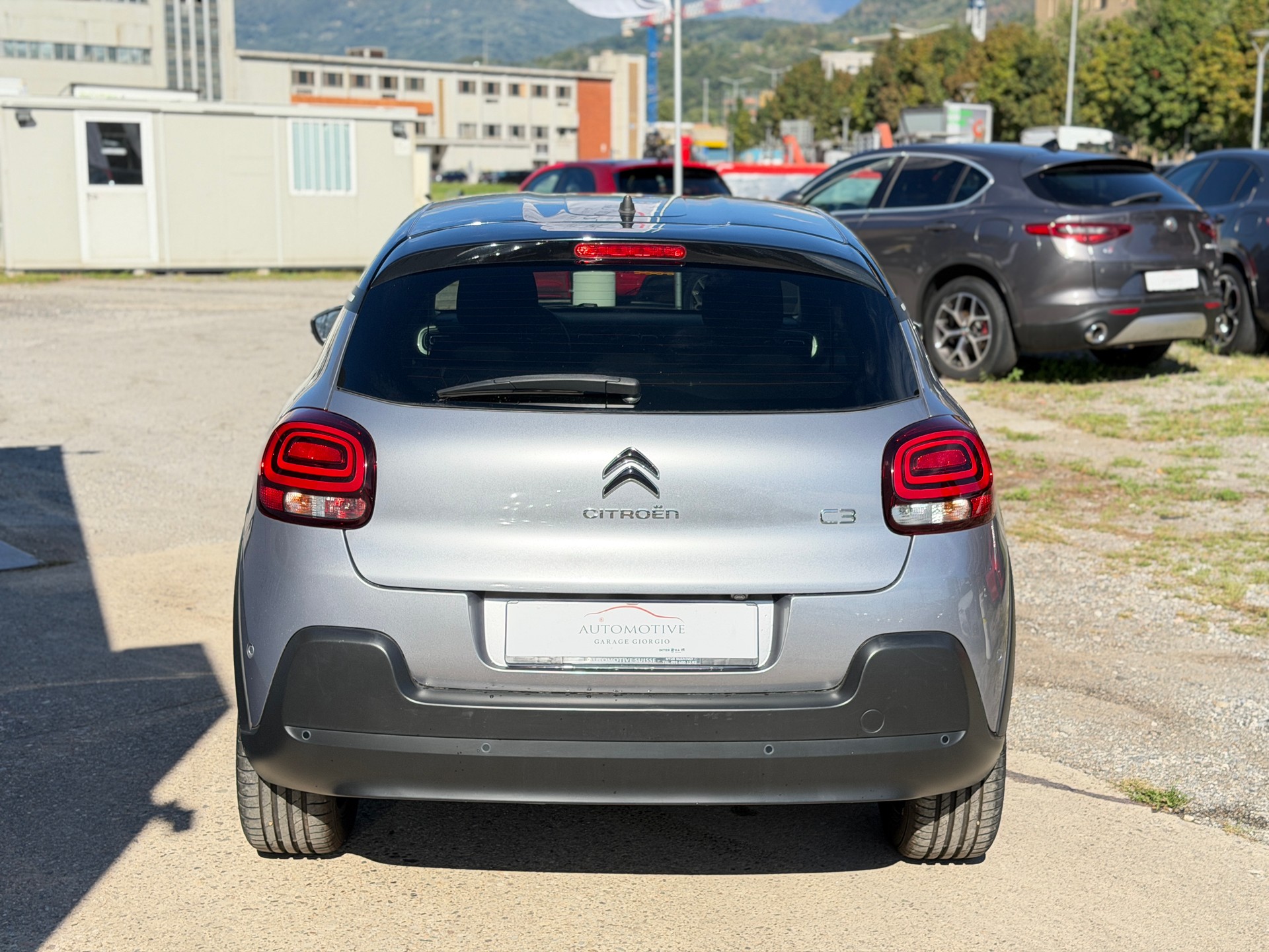 CITROEN C3 1.2i PureTech Shine-image-6