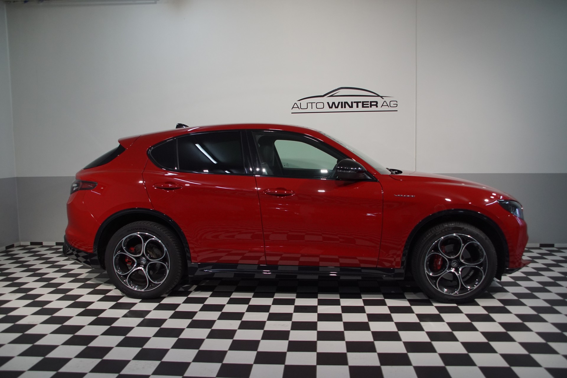 ALFA ROMEO Stelvio 2.0 Veloce Q4 AT8 swiss-image-5