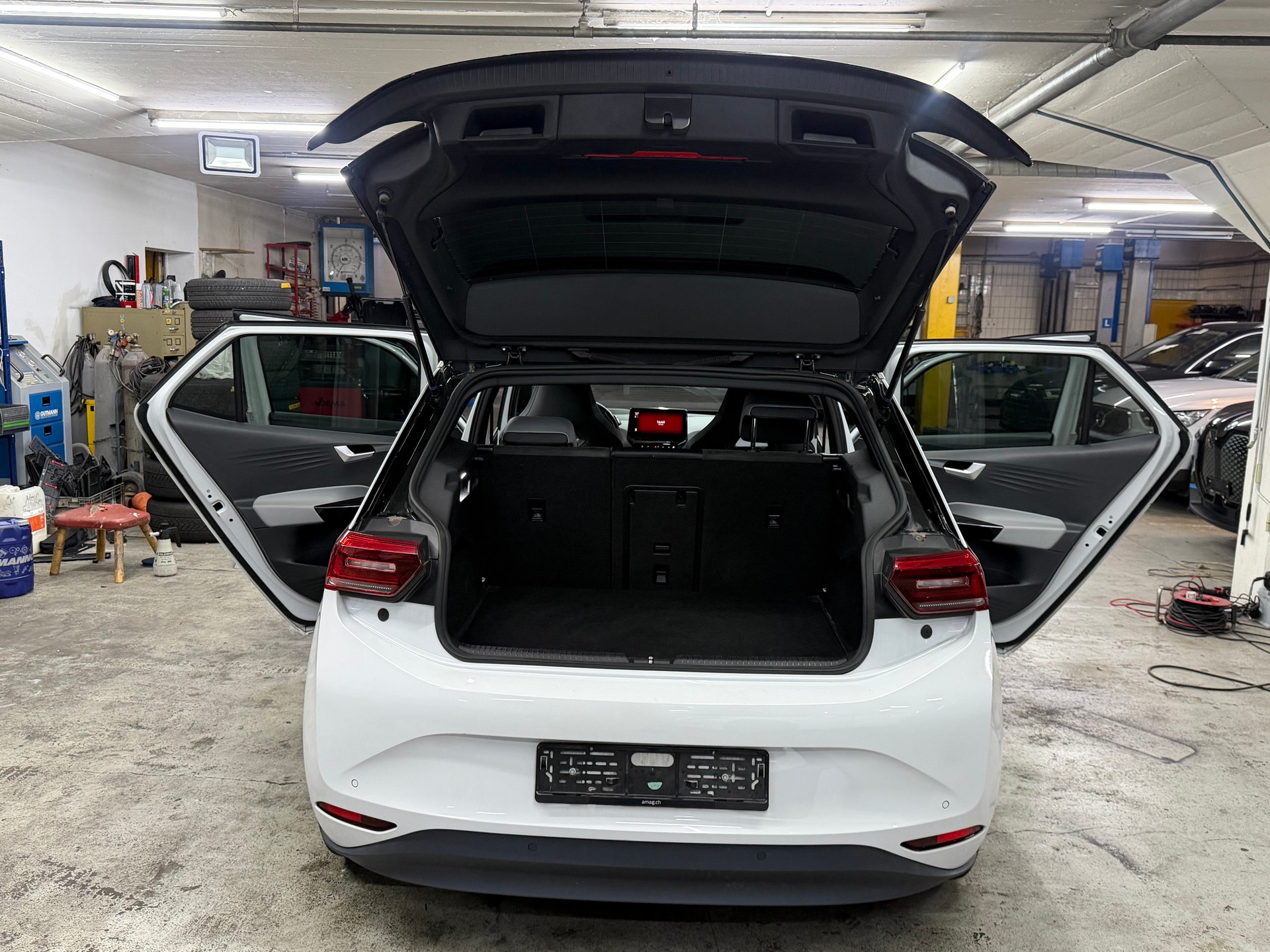 VW ID.3 Pro S 77 kWh Tour-image-11