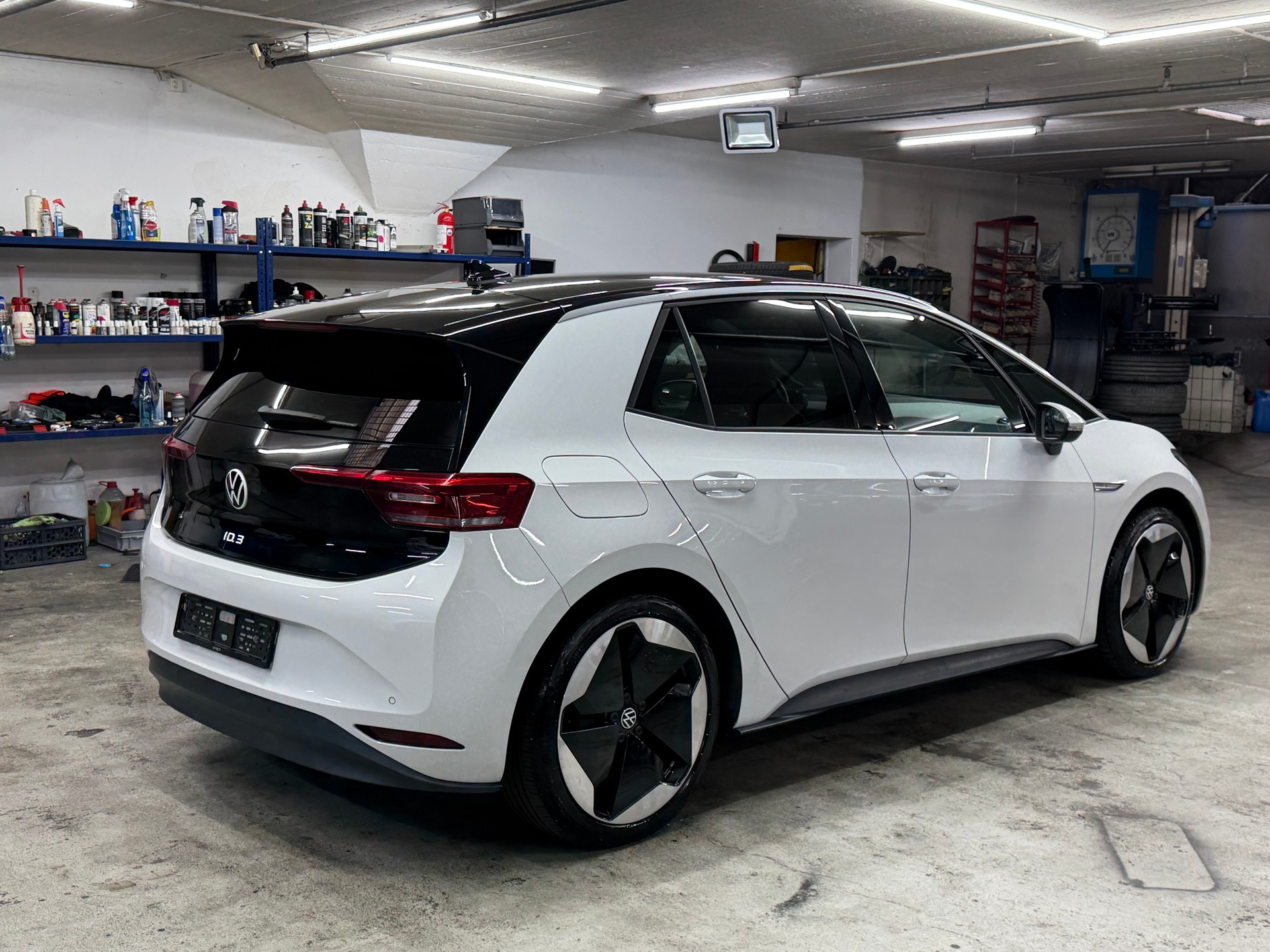 VW ID.3 Pro S 77 kWh Tour-image-2