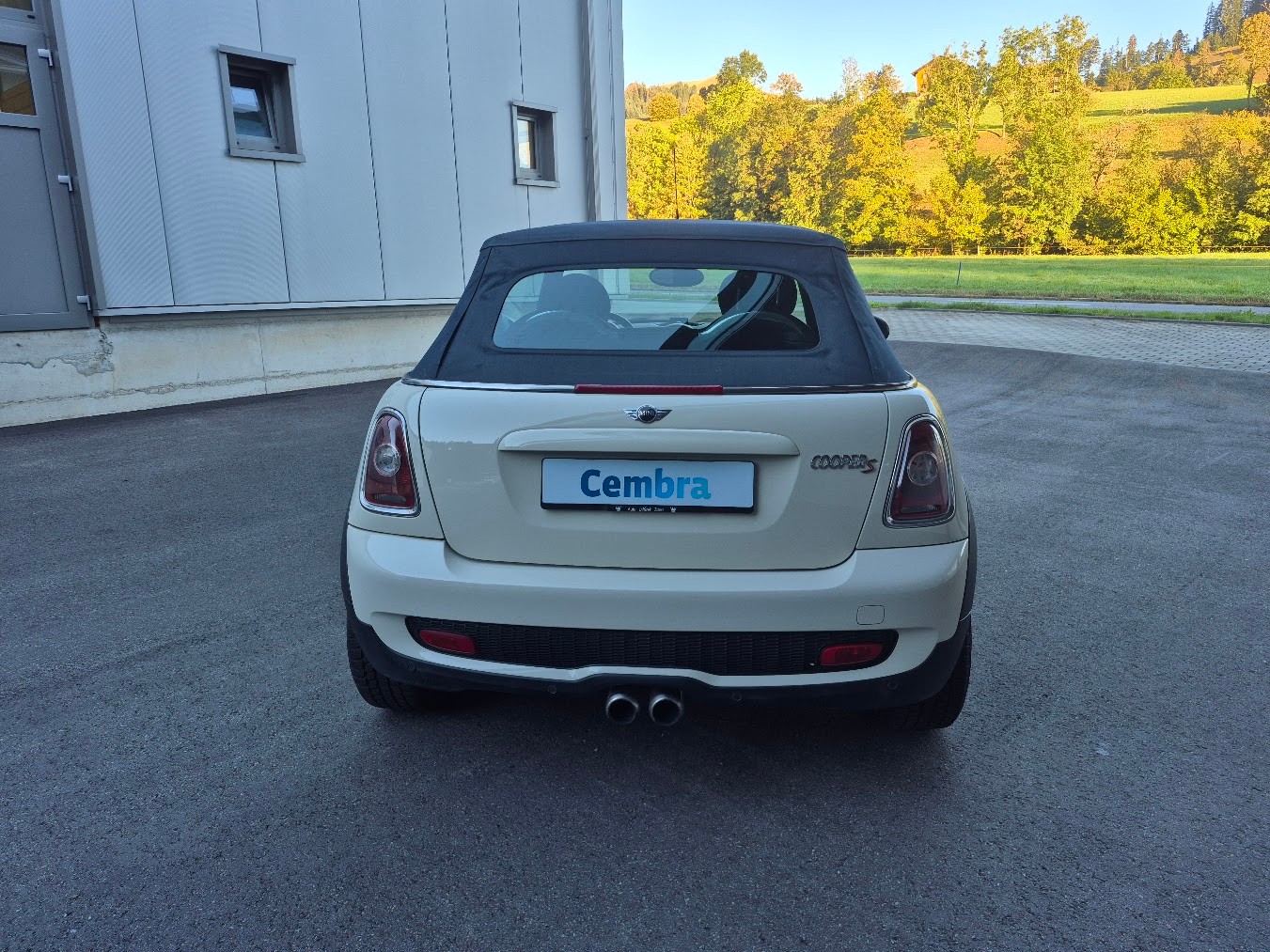 MINI Cooper S Cabriolet-image-3