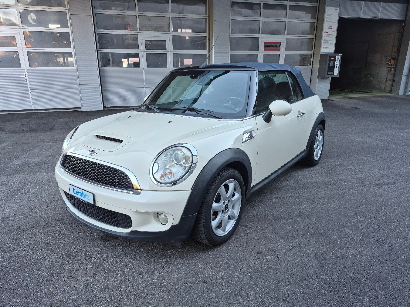 MINI Cooper S Cabriolet-image-8