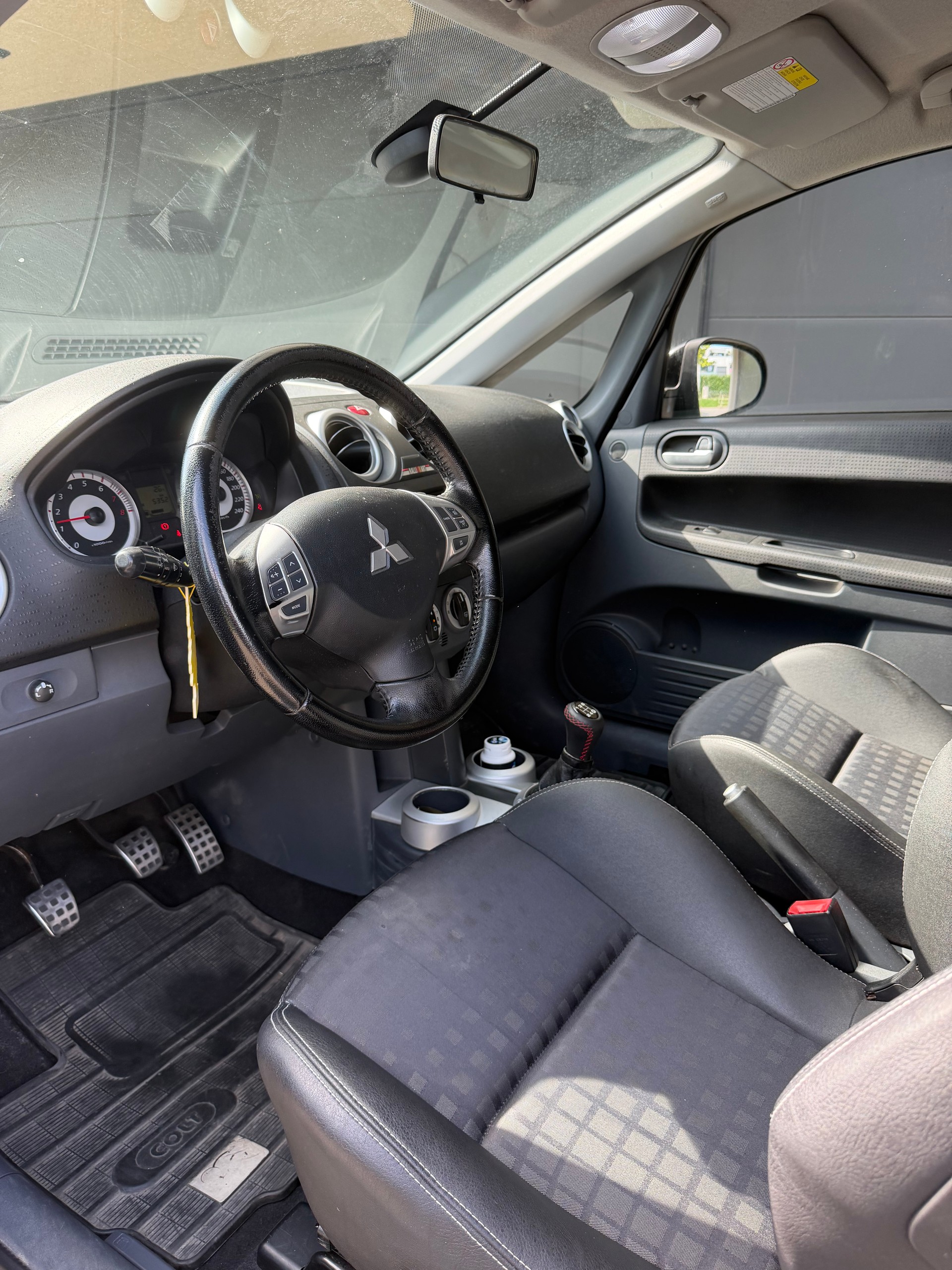 MITSUBISHI 1.5 16V 150 Turbo Ralliart-image-1
