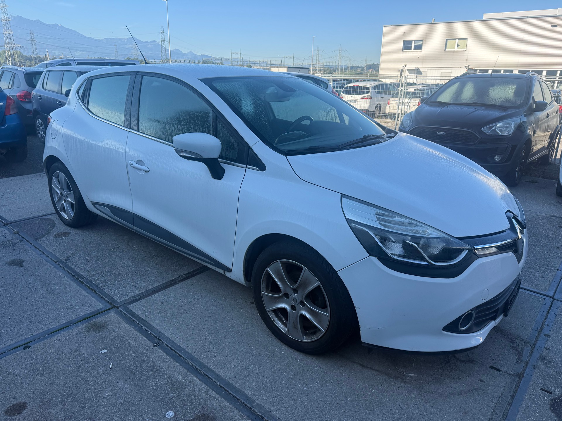 RENAULT Clio 1.2 16V T Dynamique EDC-image-1
