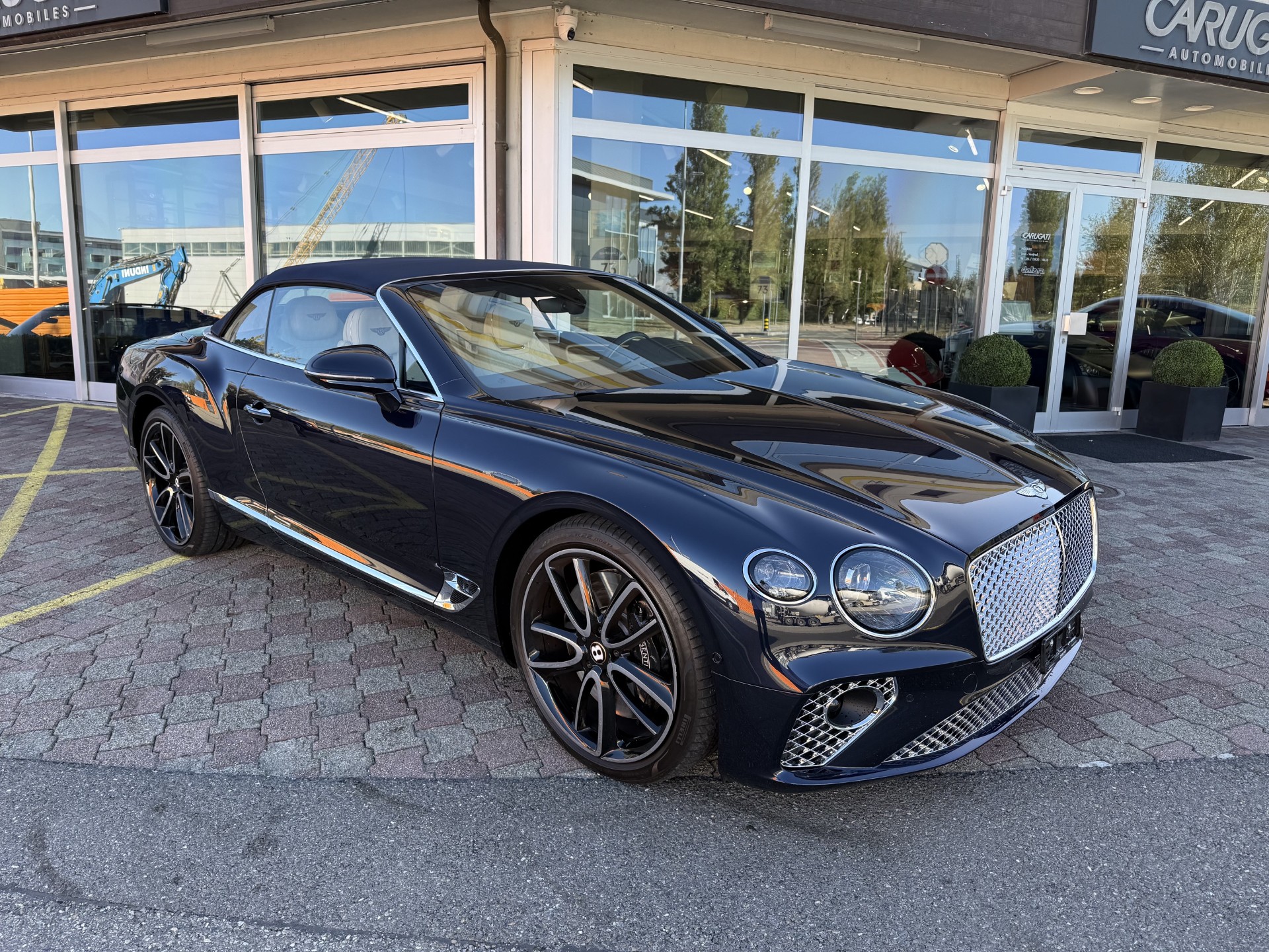 BENTLEY Continental GTC 6.0 W12-image-1