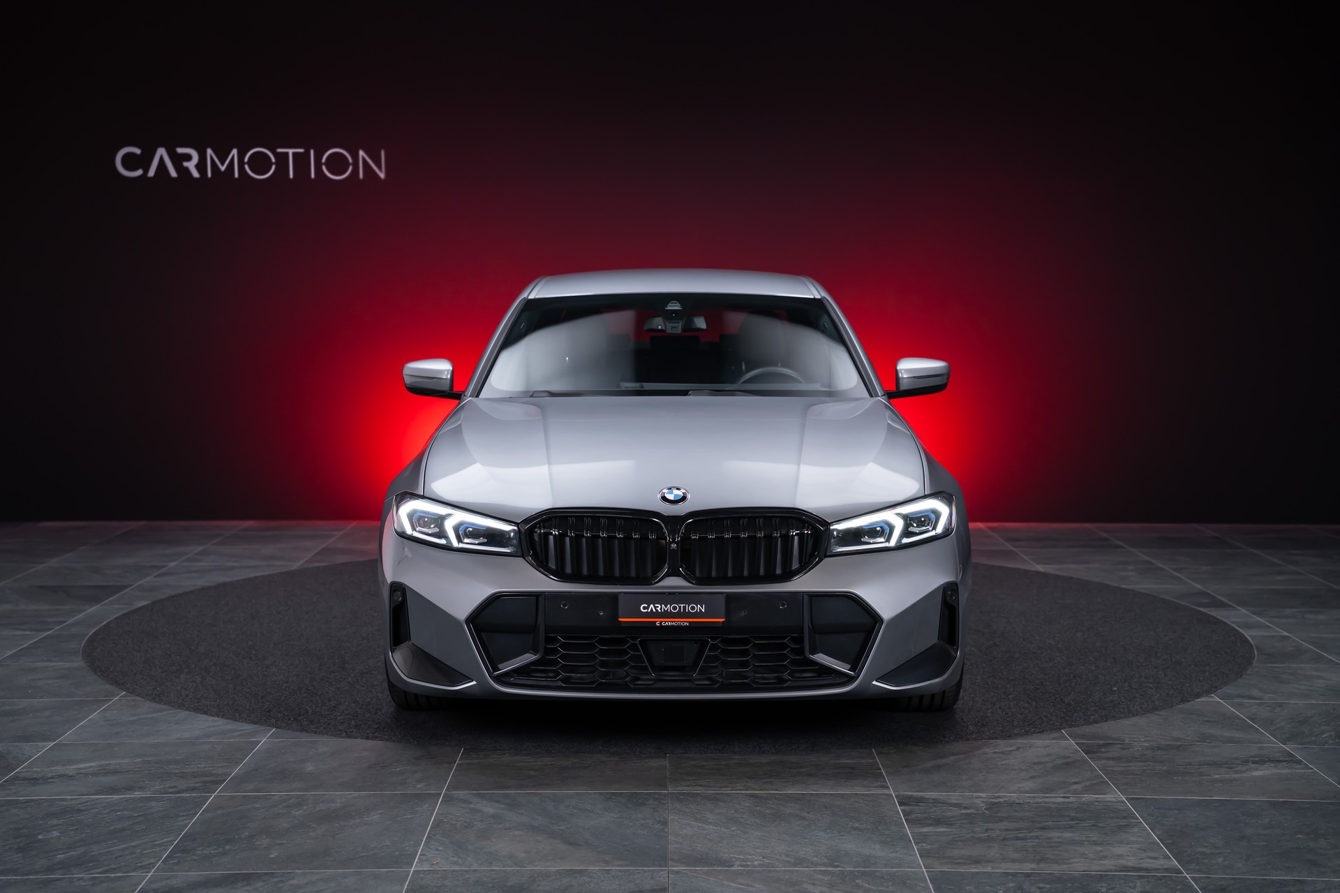 BMW 320d xDrive SAG M Sport / 360°Kamera / HeadUp / el.Sitze-image-1