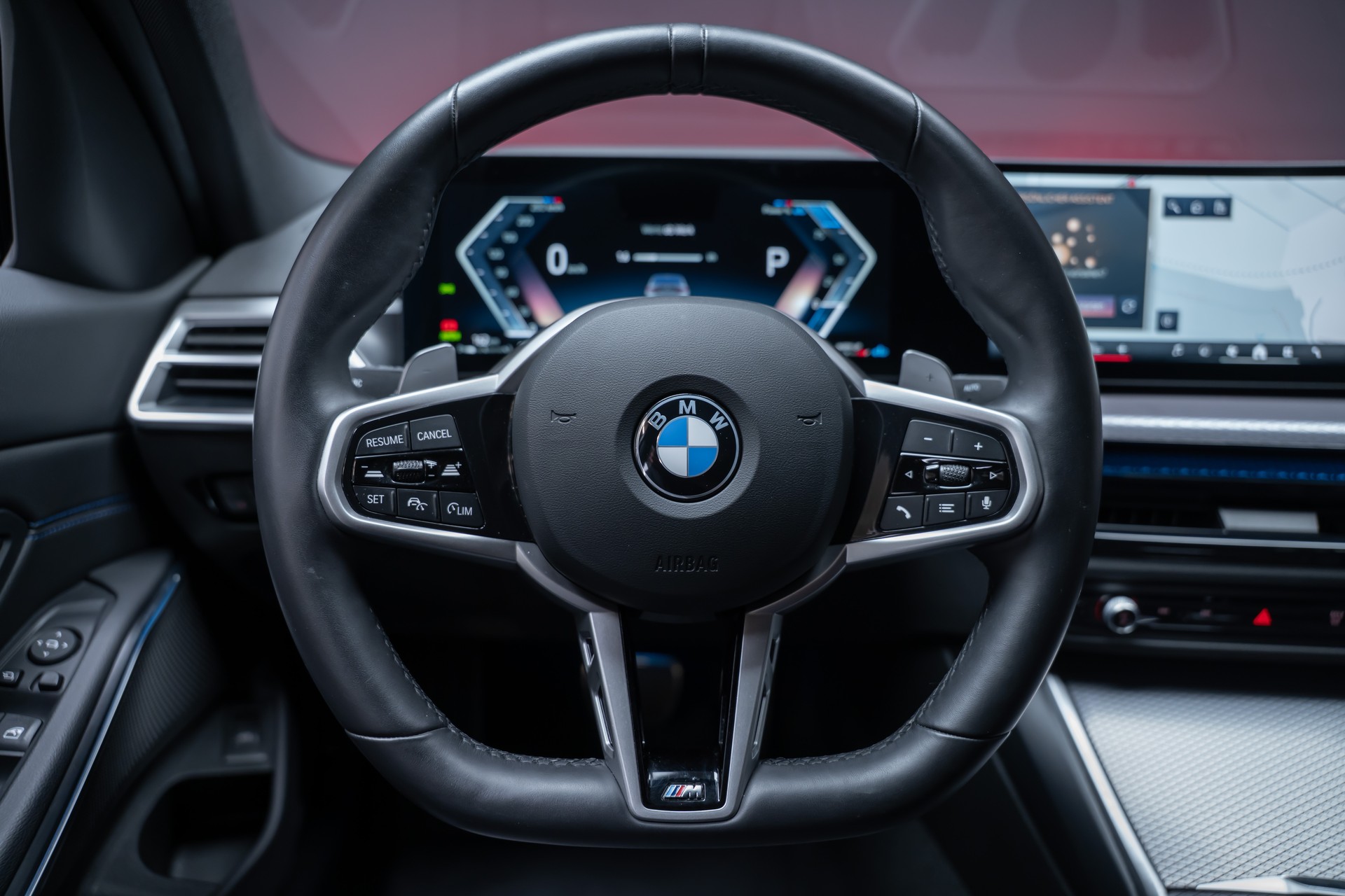 BMW 320d xDrive SAG M Sport / 360°Kamera / HeadUp / el.Sitze-image-24