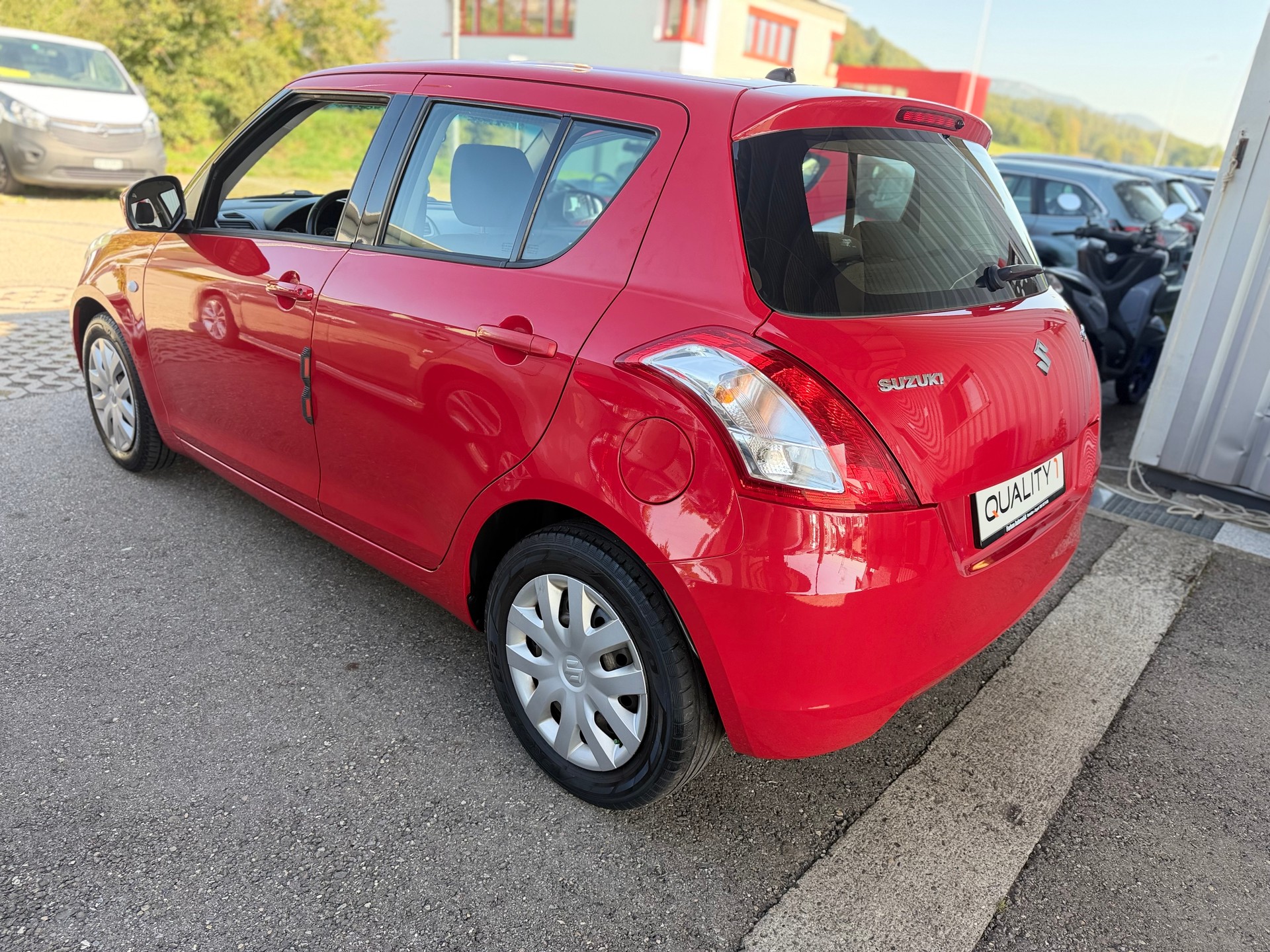 SUZUKI Swift 1.2i 16V GL-image-3