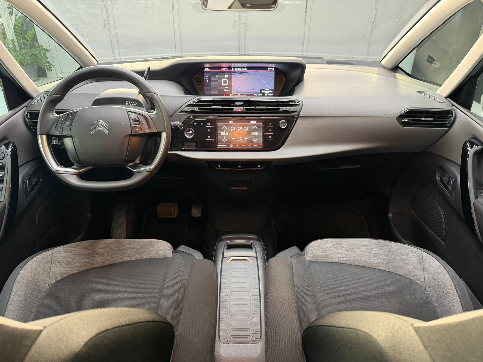 CITROEN Grand C4 Spacetourer 1.6i 16V THP Feel EditionEAT6-image-4