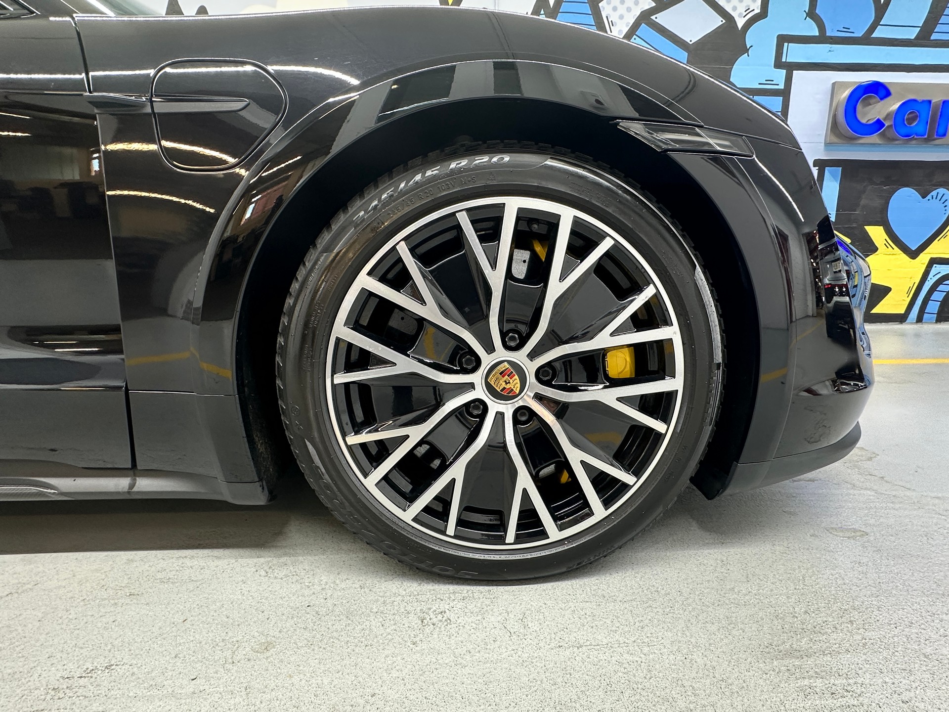 PORSCHE Taycan Turbo S Cross Turismo-image-6