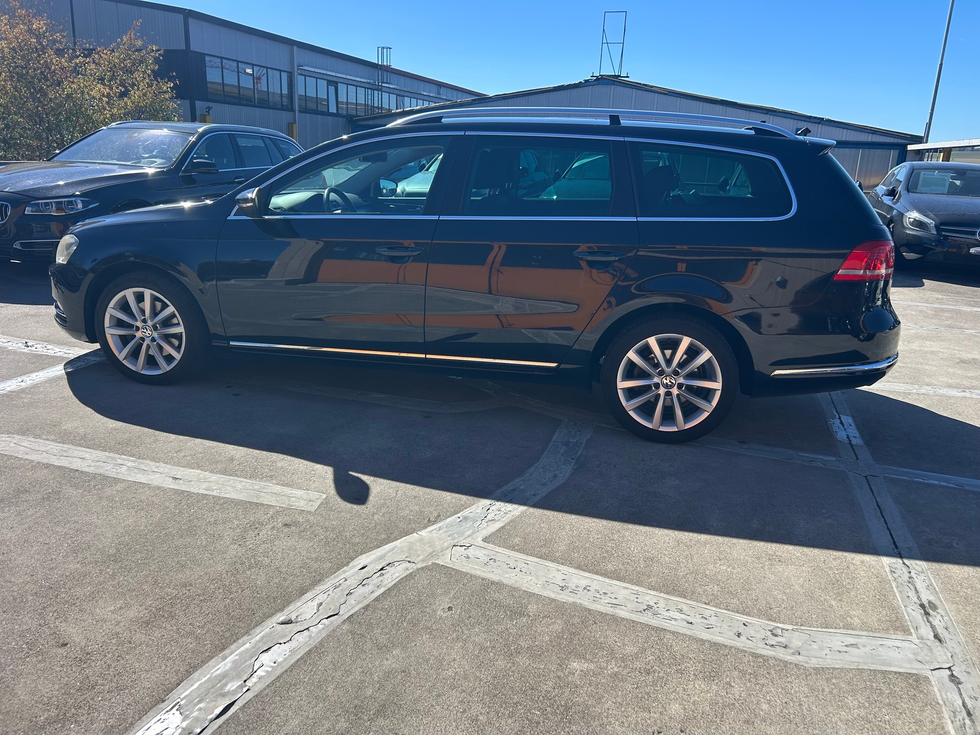 VW Passat Variant 1.8 TSI Highline DSG-showroom-element-1