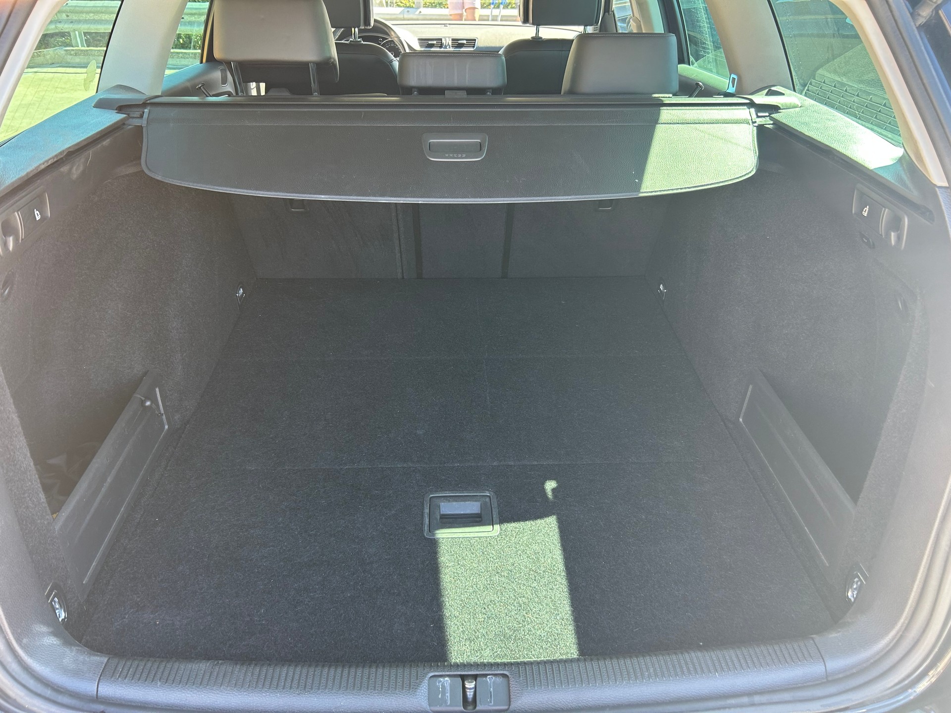 VW Passat Variant 1.8 TSI Highline DSG-image-11