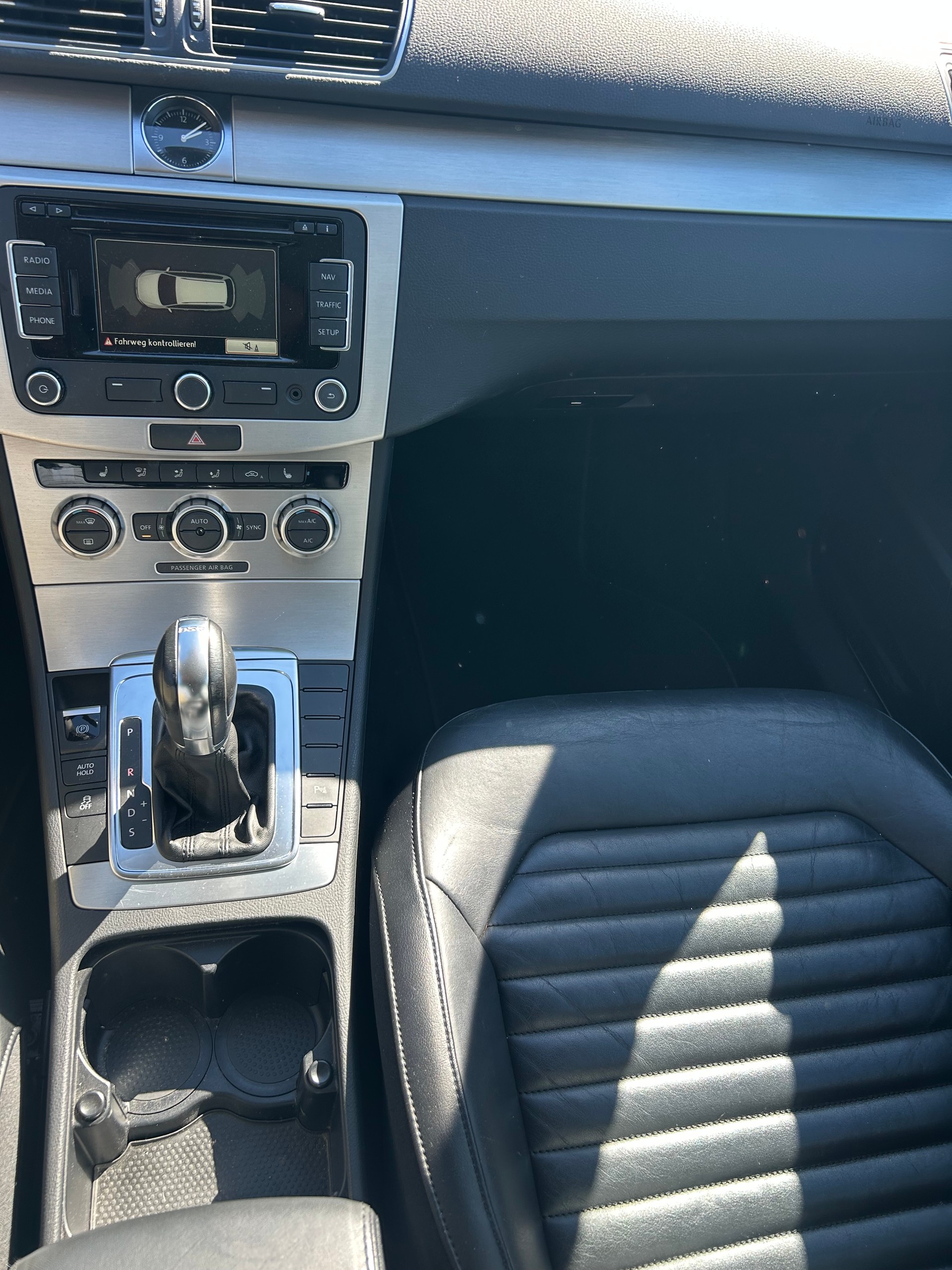 VW Passat Variant 1.8 TSI Highline DSG-image-8