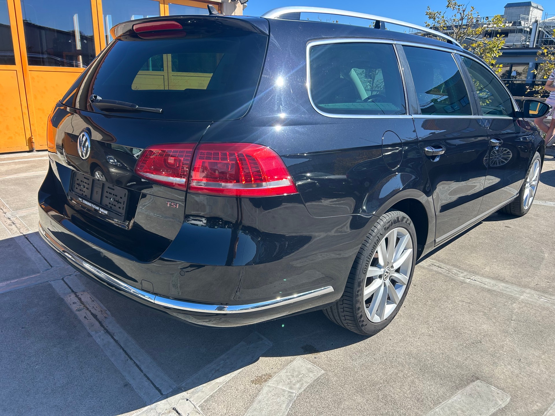 VW Passat Variant 1.8 TSI Highline DSG-showroom-element-3