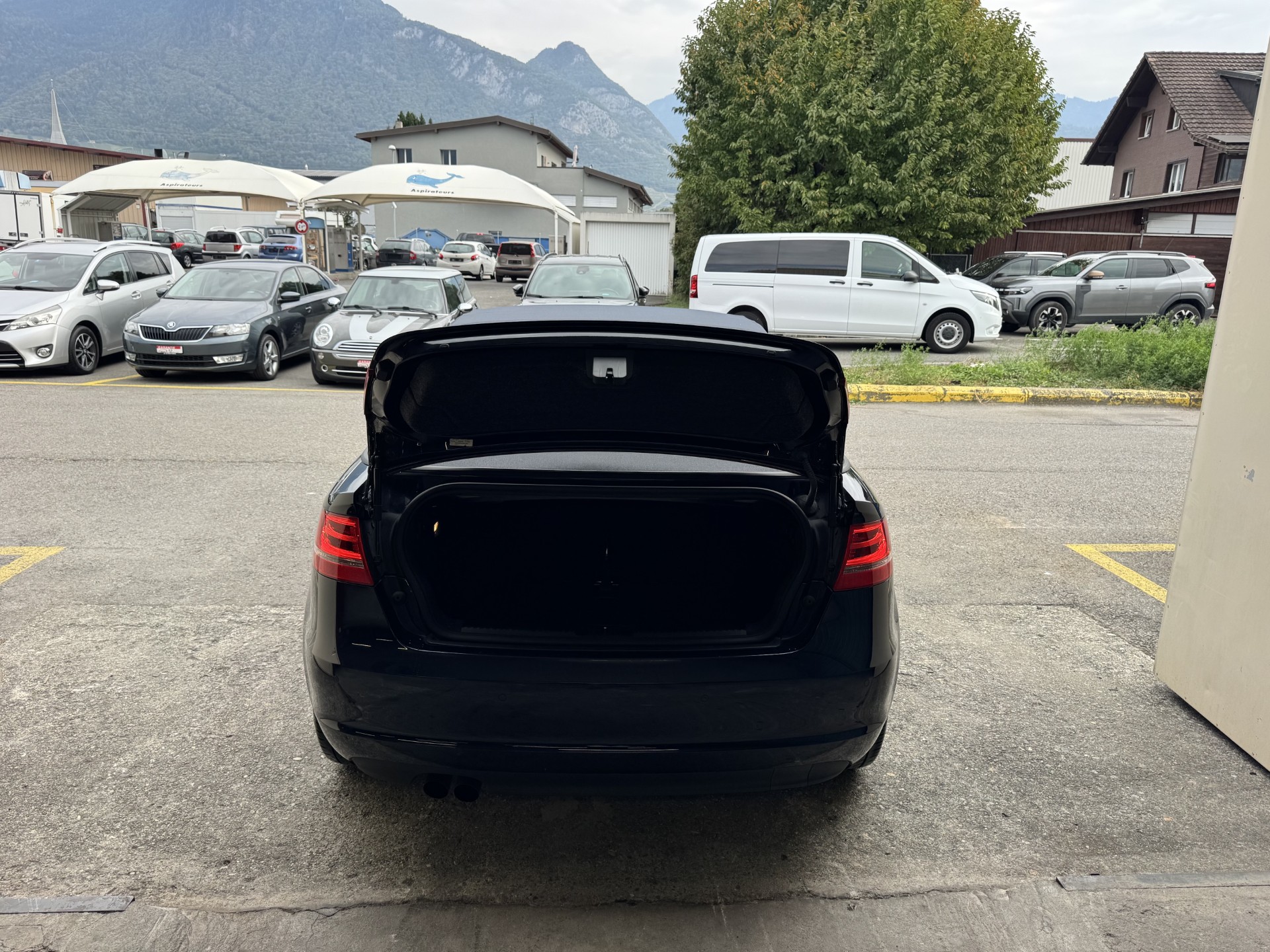 AUDI A3 Cabriolet 1.8 TFSI Ambition S-tronic-image-6