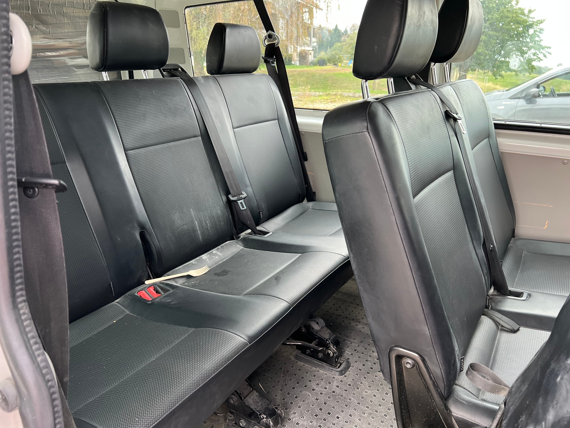 VW T6 Caravelle 2.0 TDI Trendline Liberty LWB-image-9