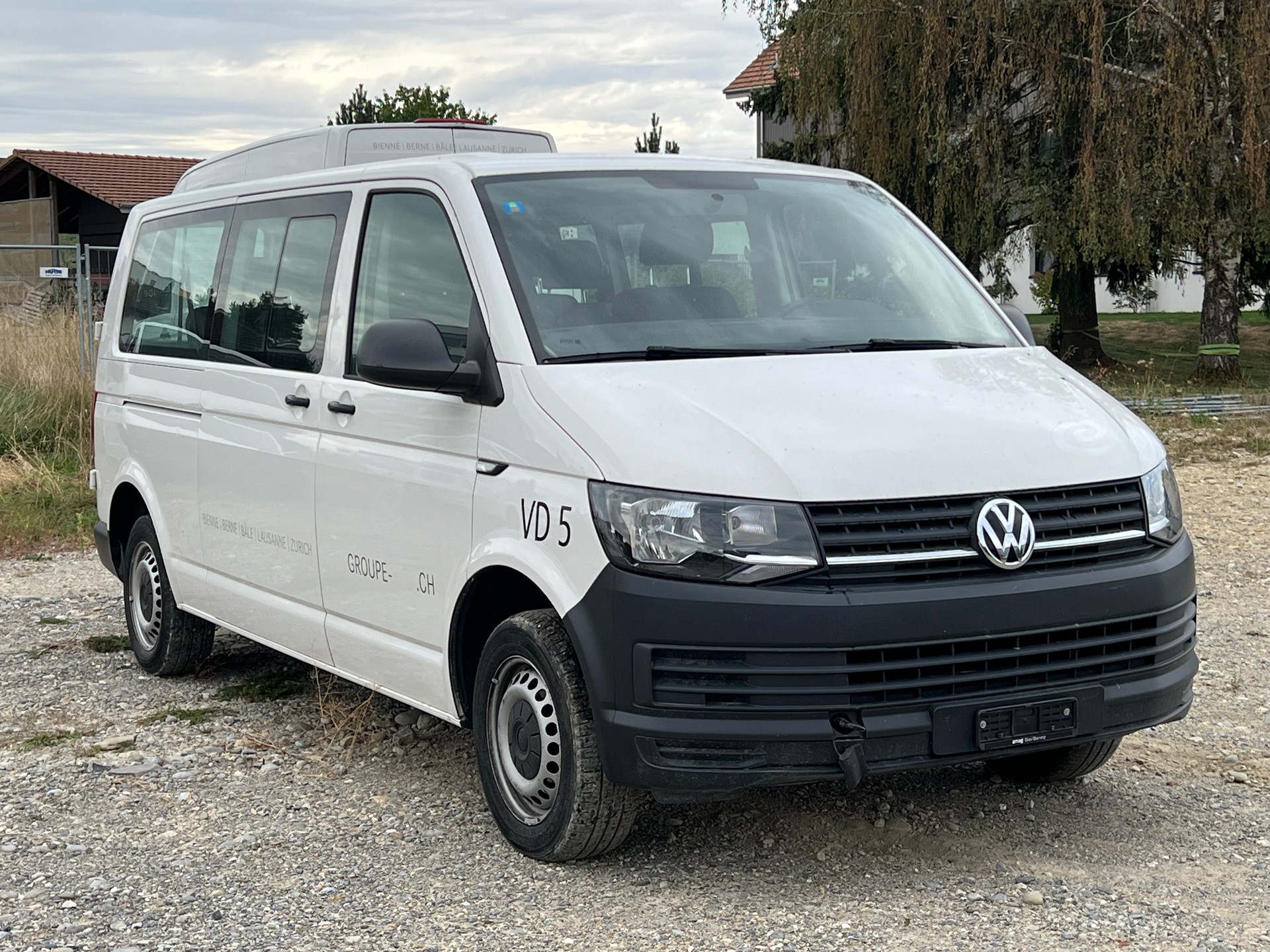VW T6 Caravelle 2.0 TDI Trendline Liberty LWB-image-2