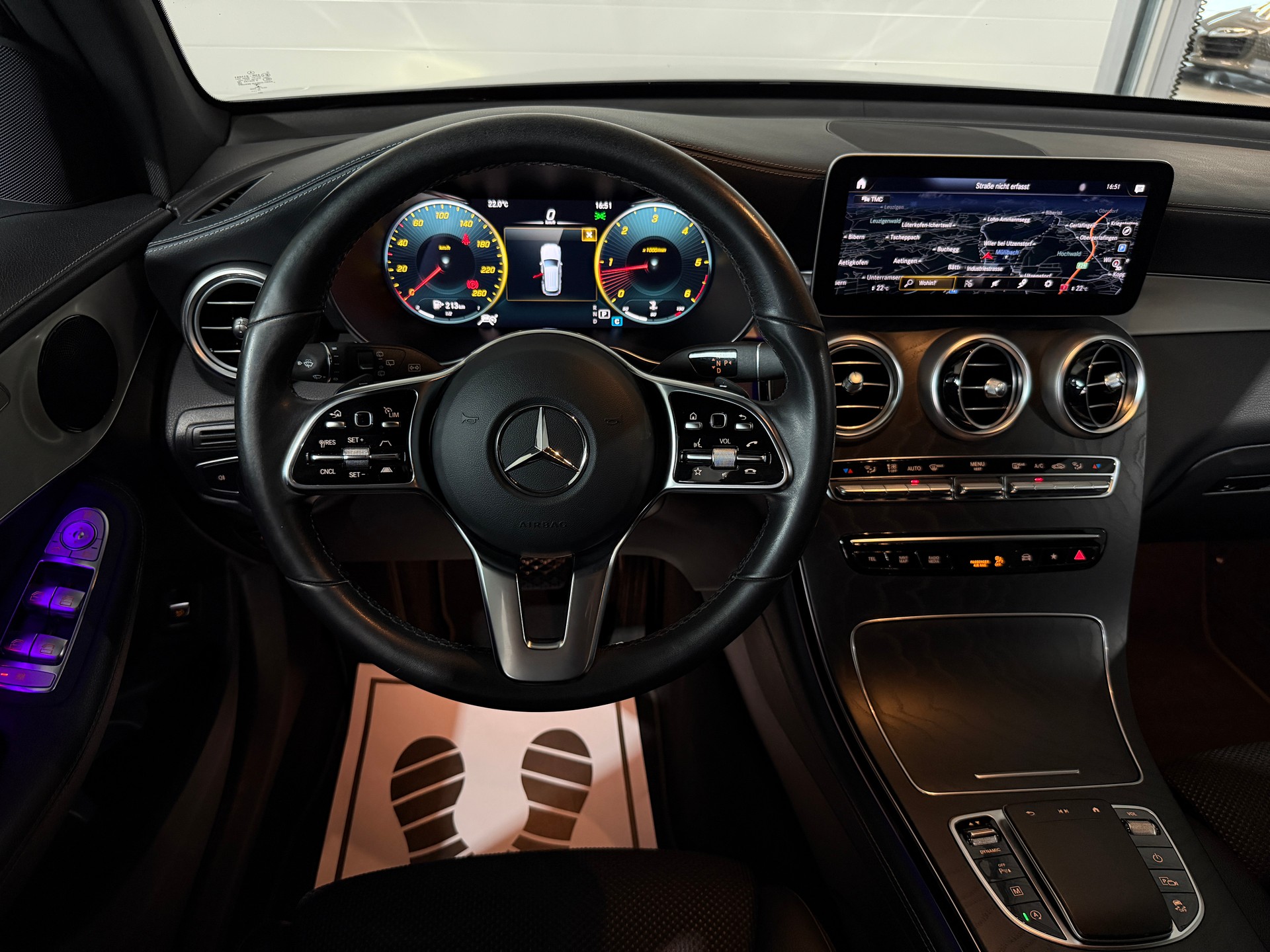 MERCEDES-BENZ GLC 220 d AMG Line 4Matic 9G-Tronic (CH)-image-7