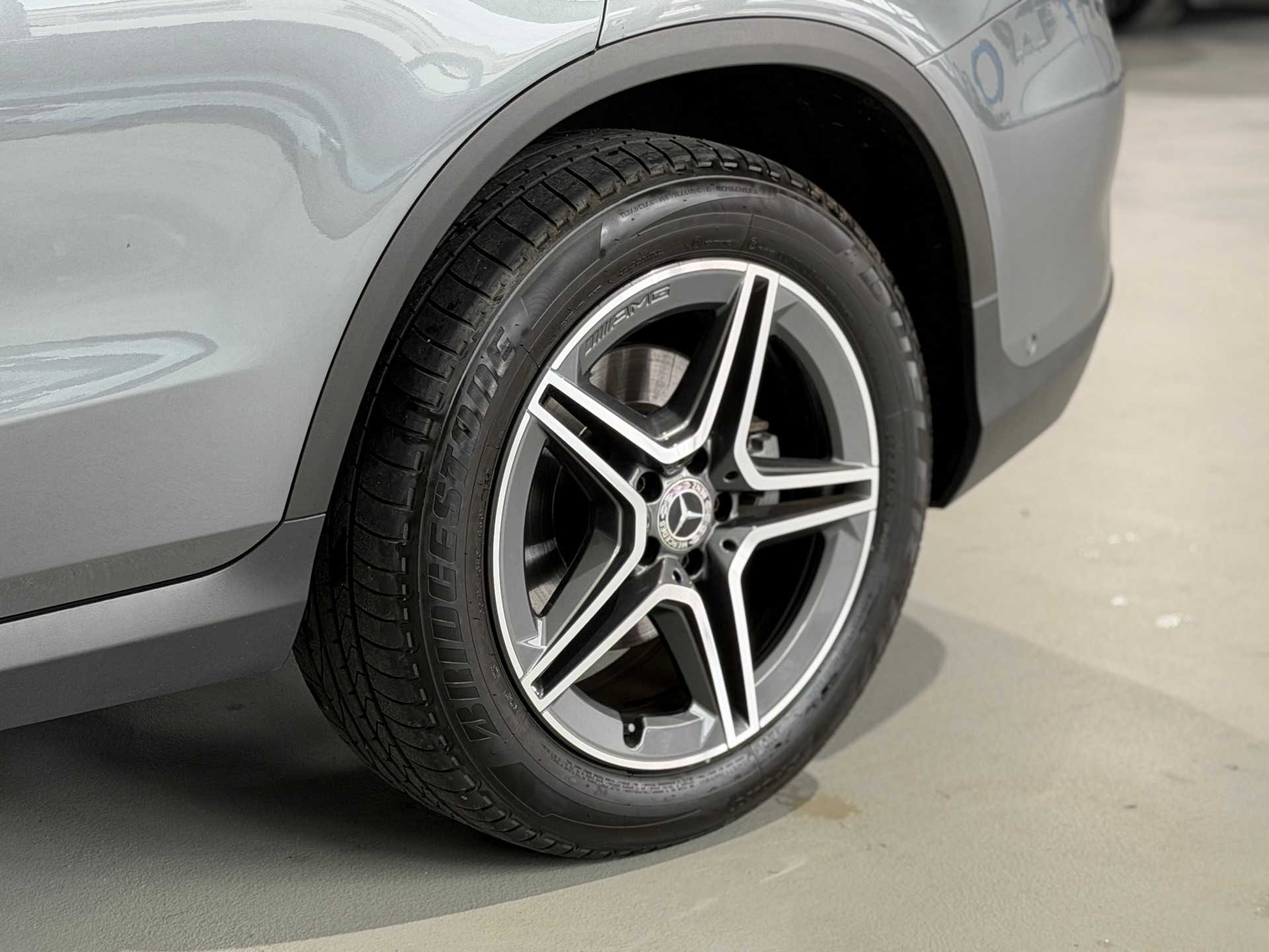 MERCEDES-BENZ GLC 220 d AMG Line 4Matic 9G-Tronic (CH)-image-18