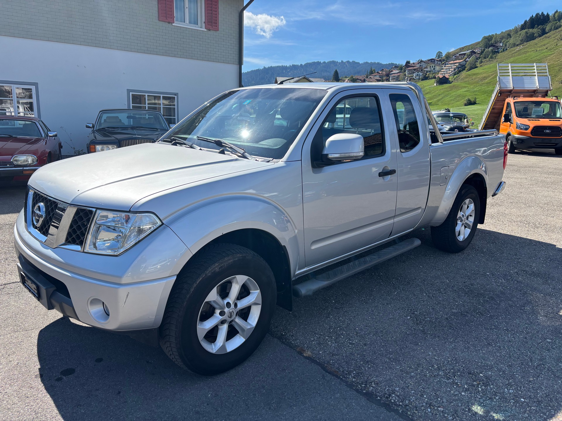 NISSAN Navara King Cab SE 2.5 dCi 4WD-image-0