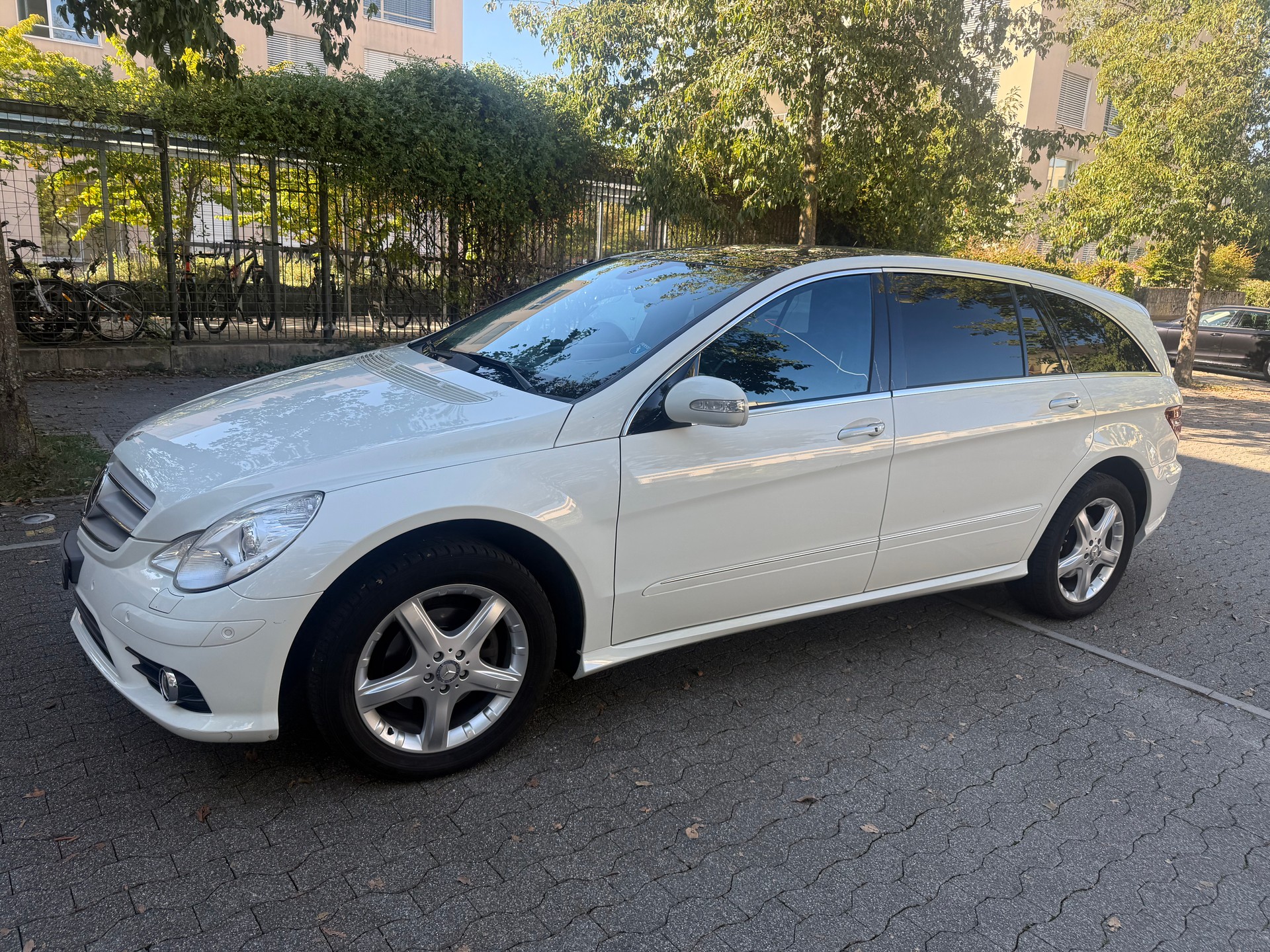 MERCEDES-BENZ R 320 CDI L 4Matic 7G-Tronic-image-2