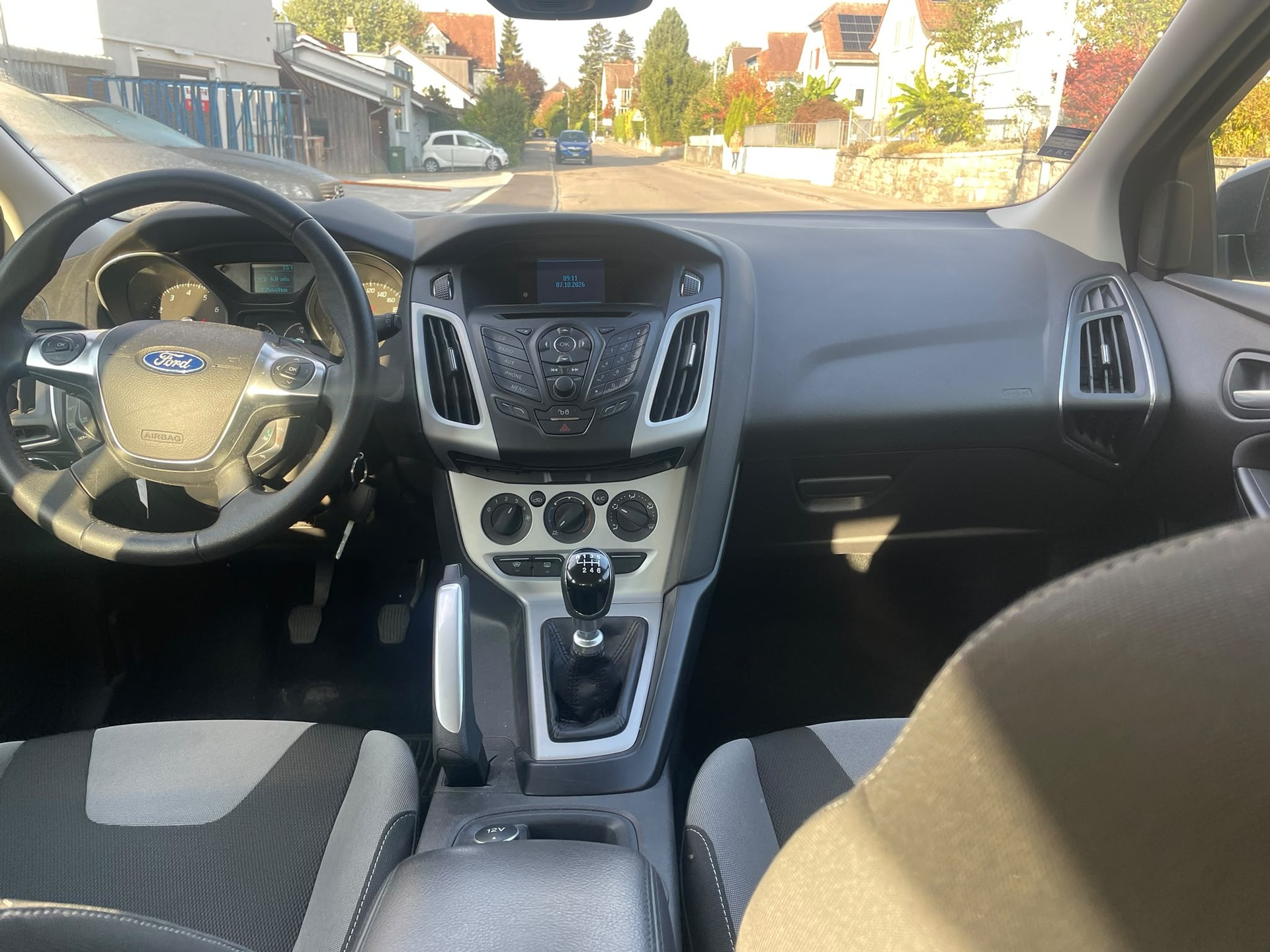 FORD Focus 1.0 SCTi Titanium-image-5