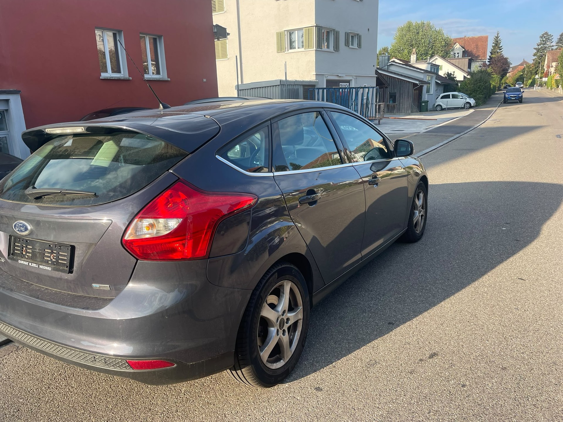 FORD Focus 1.0 SCTi Titanium-image-9