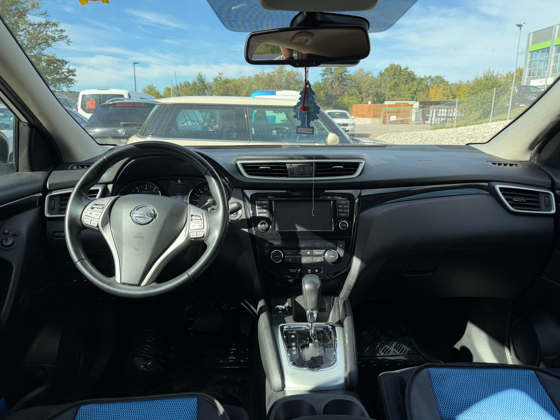 NISSAN Qashqai 1.2 DIG-T 360° Xtronic CVT-image-4