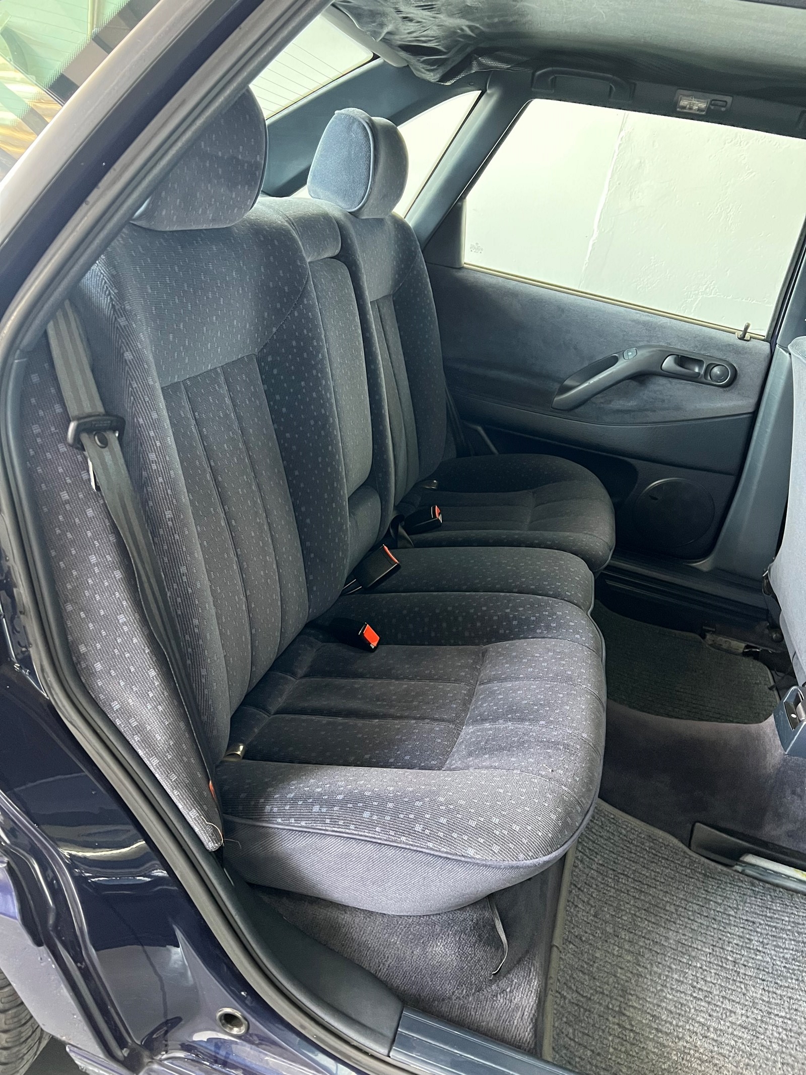 VW Passat 2000 CL-image-17