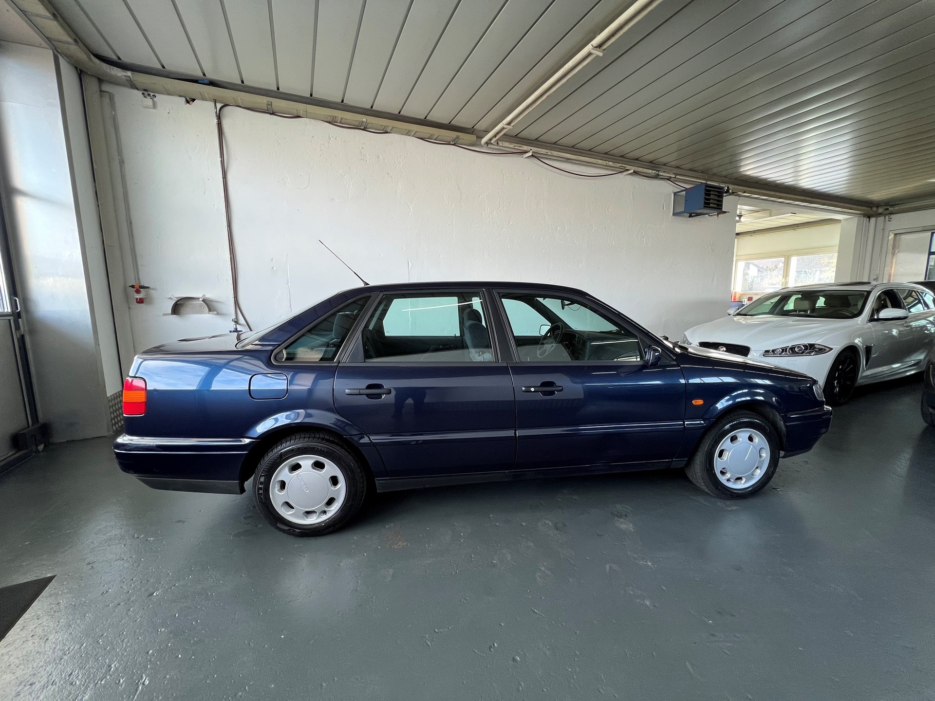 VW Passat 2000 CL-image-5