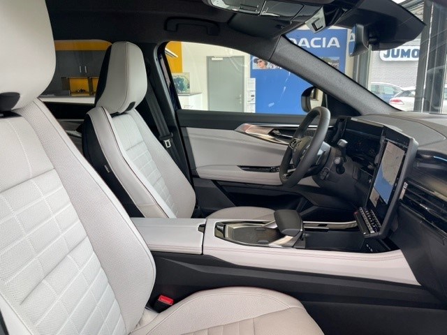 RENAULT Espace 1.2 E-Tech 200 Iconic-image-9