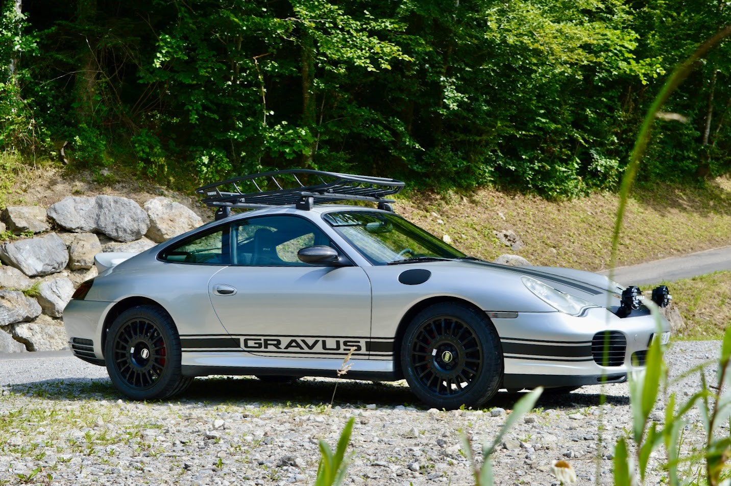 PORSCHE 911 Carrera 4 Gravus S-image-3