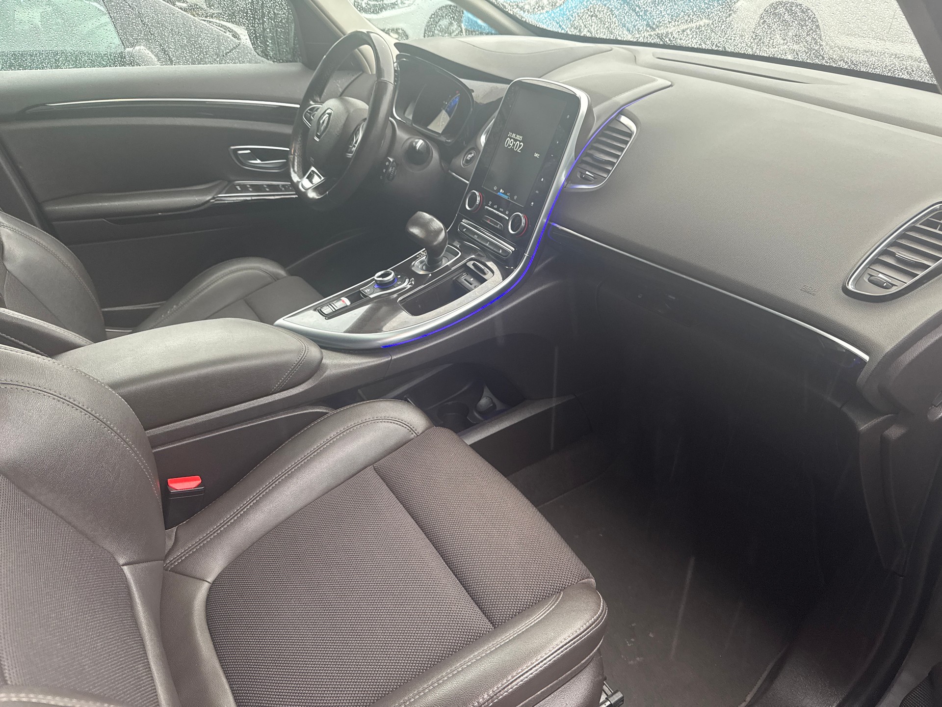 RENAULT Espace 1.6 dCi Intens EDC-image-10